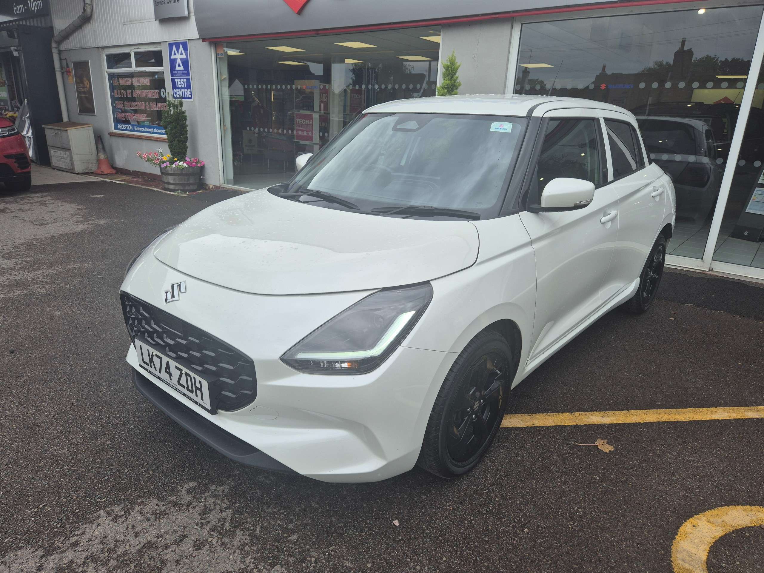 A 2024 SUZUKI SWIFT 1.2 MHEV Ultra Hatchback 5dr Petrol Hybrid CVT Euro 6 (s/s) (82 ps) A 2024 SUZUKI SWIFT 1.2 MHEV Ultra Hatchback 5dr Petrol Hybrid CVT Euro 6 (s/s) (82 ps)