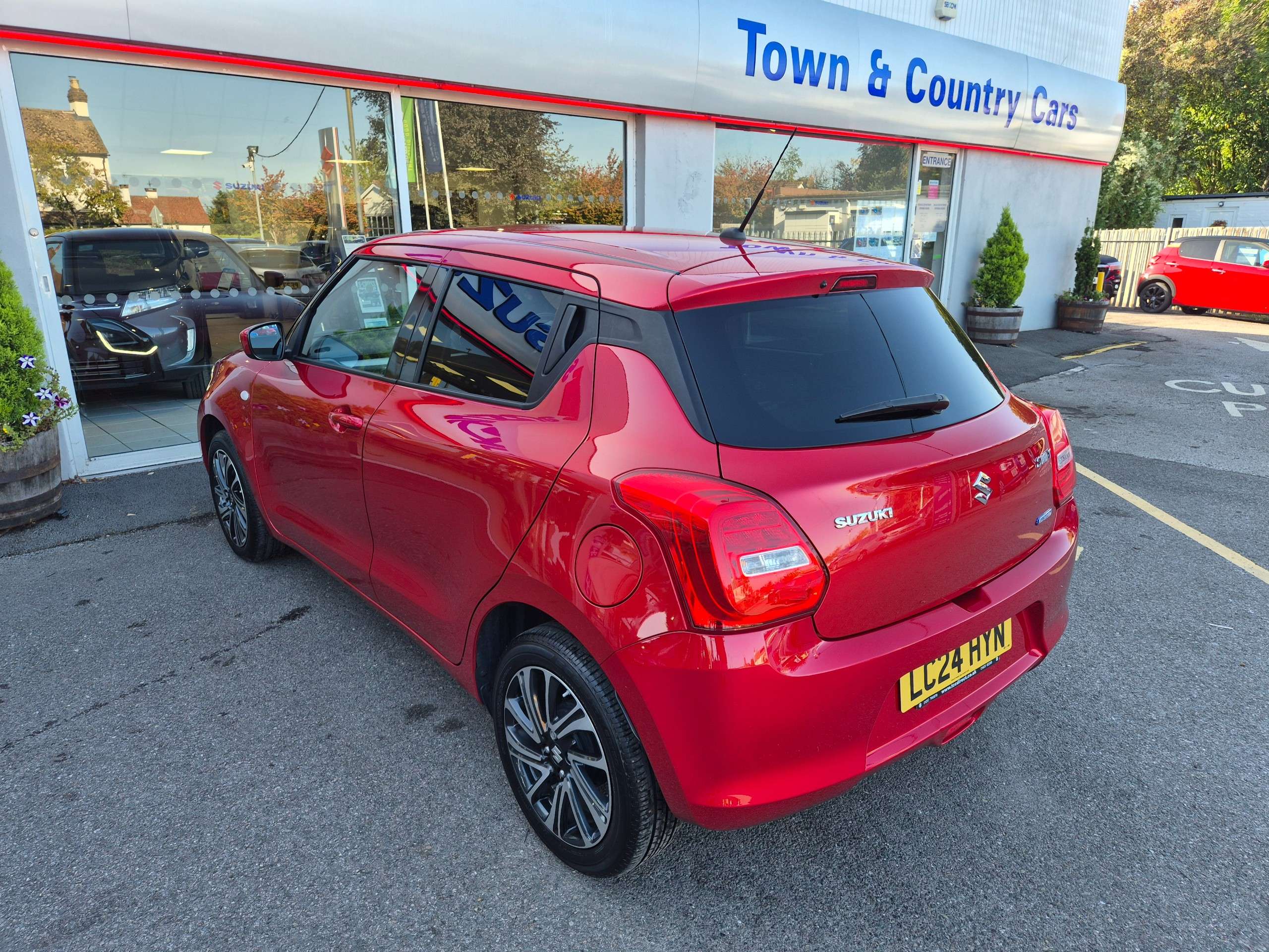 A 2024 SUZUKI SWIFT 1.2 Dualjet MHEV SZ-L Hatchback 5dr Petrol Hybrid Manual Euro 6 (s/s) (83 ps) A 2024 SUZUKI SWIFT 1.2 Dualjet MHEV SZ-L Hatchback 5dr Petrol Hybrid Manual Euro 6 (s/s) (83 ps)
