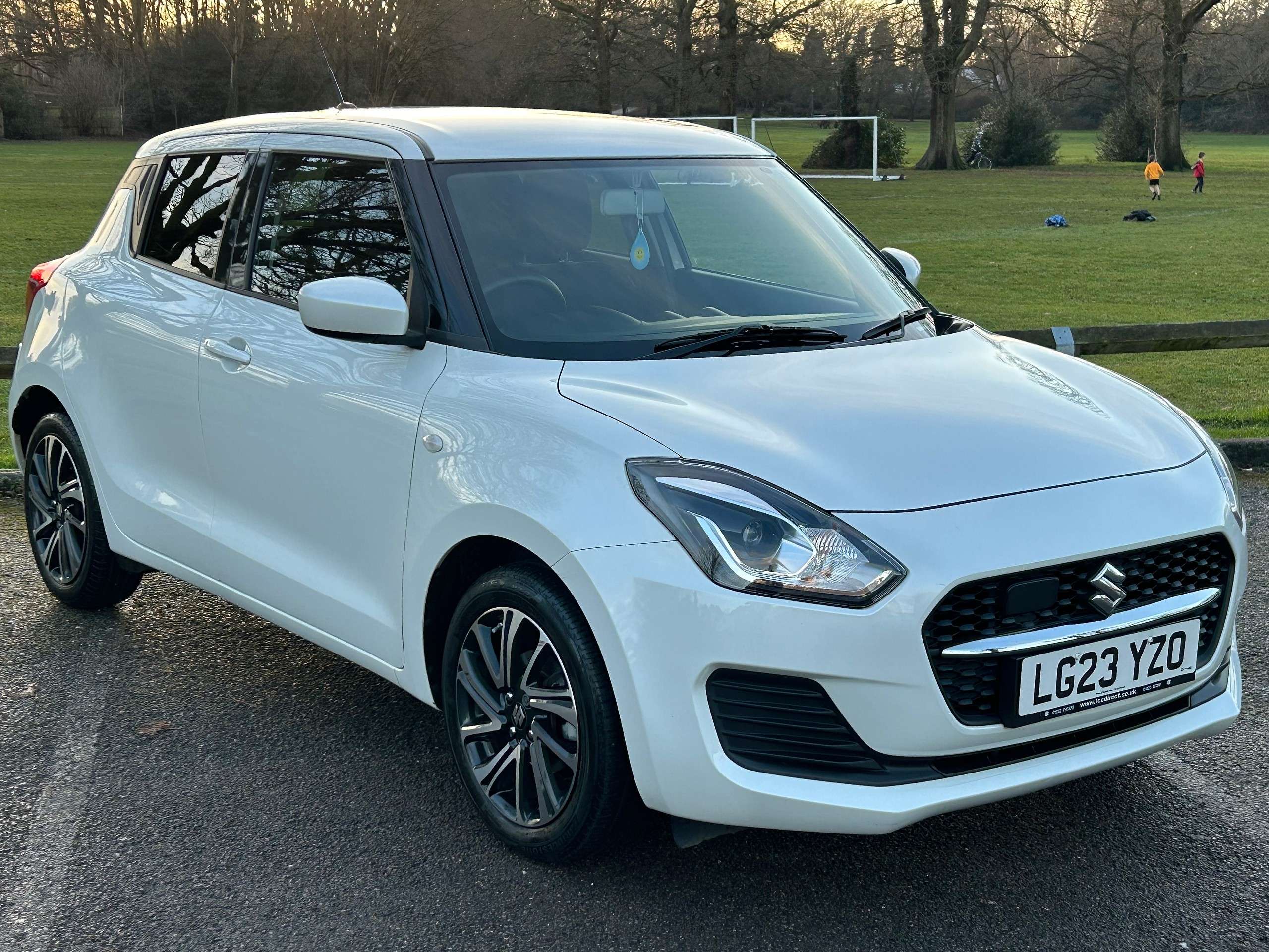 A 2023 SUZUKI SWIFT 1.2 Dualjet MHEV SZ-L Hatchback 5dr Petrol Hybrid Manual Euro 6 (s/s) (83 ps) A 2023 SUZUKI SWIFT 1.2 Dualjet MHEV SZ-L Hatchback 5dr Petrol Hybrid Manual Euro 6 (s/s) (83 ps)
