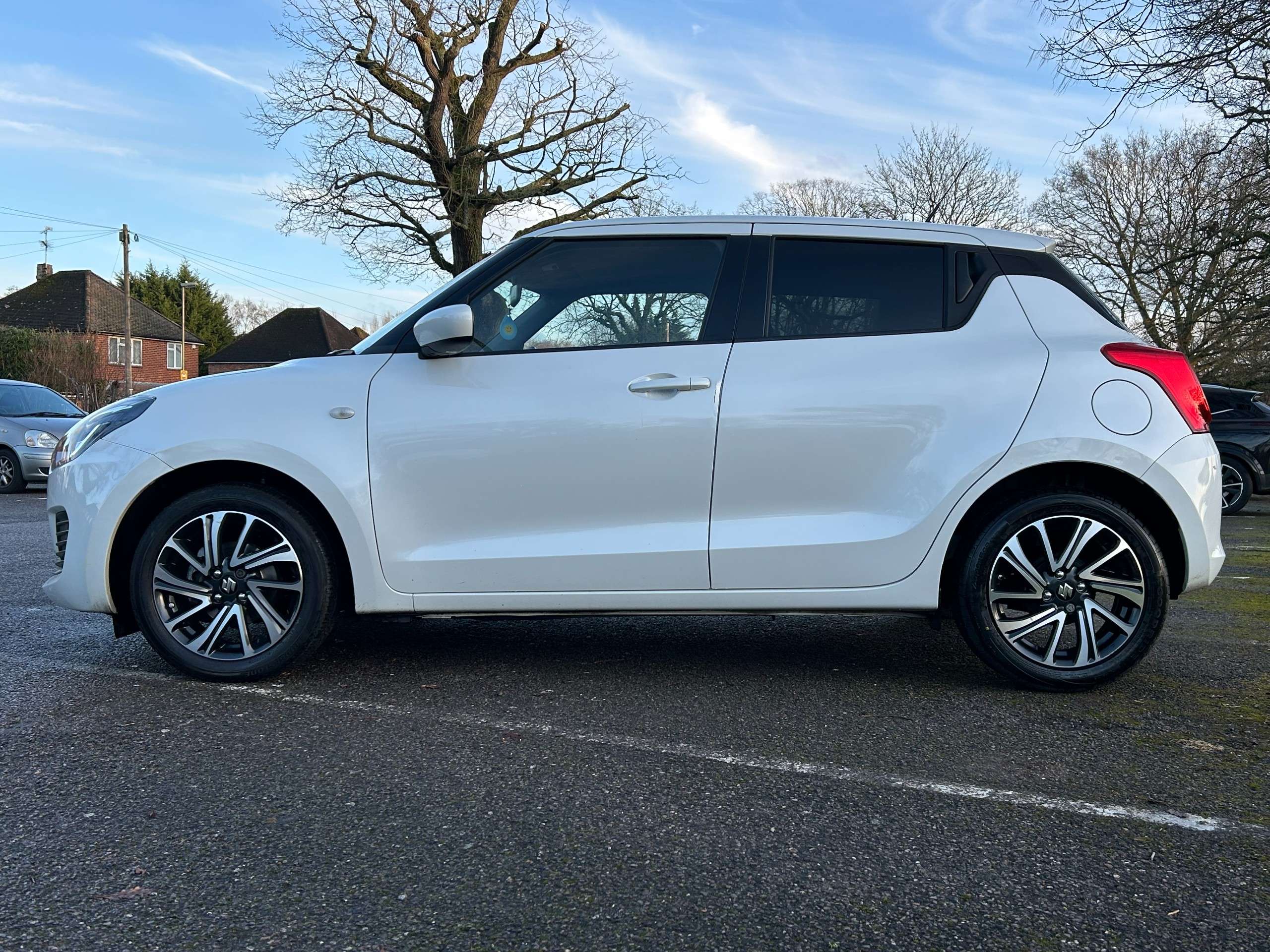 2023 SUZUKI SWIFT 2023 SUZUKI SWIFT