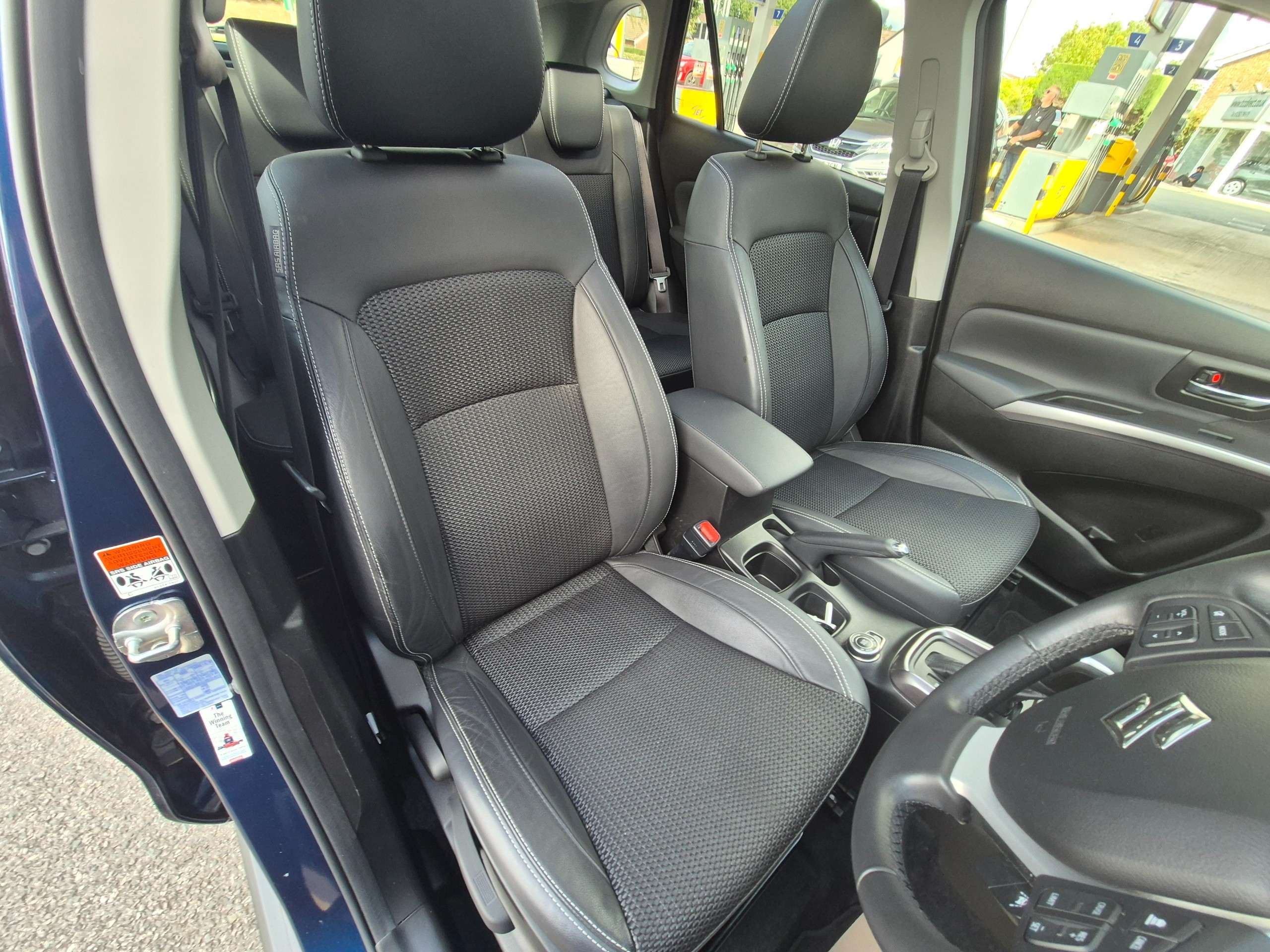 2023 SUZUKI SX4 2023 SUZUKI SX4