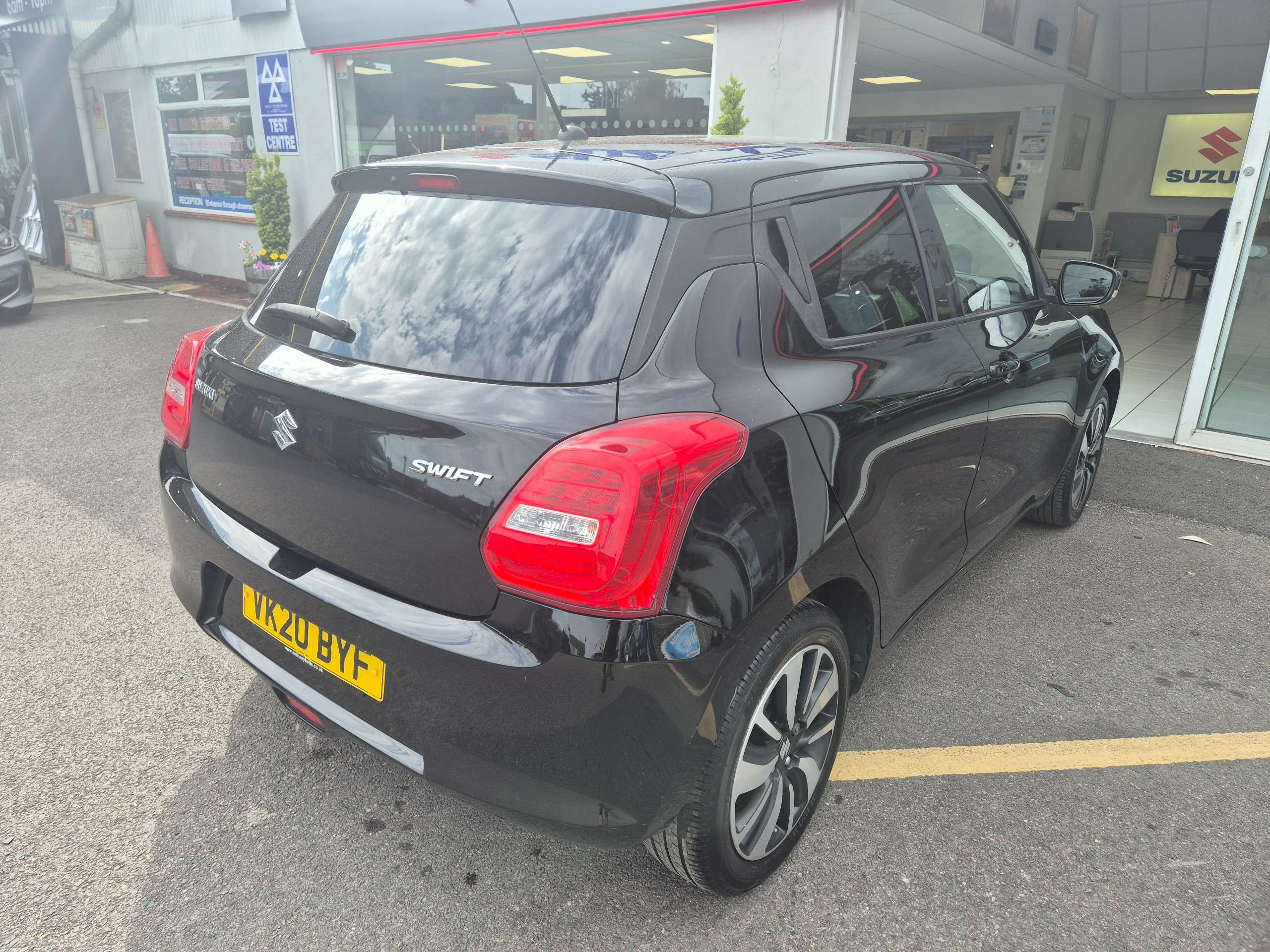 2020 SUZUKI SWIFT 2020 SUZUKI SWIFT