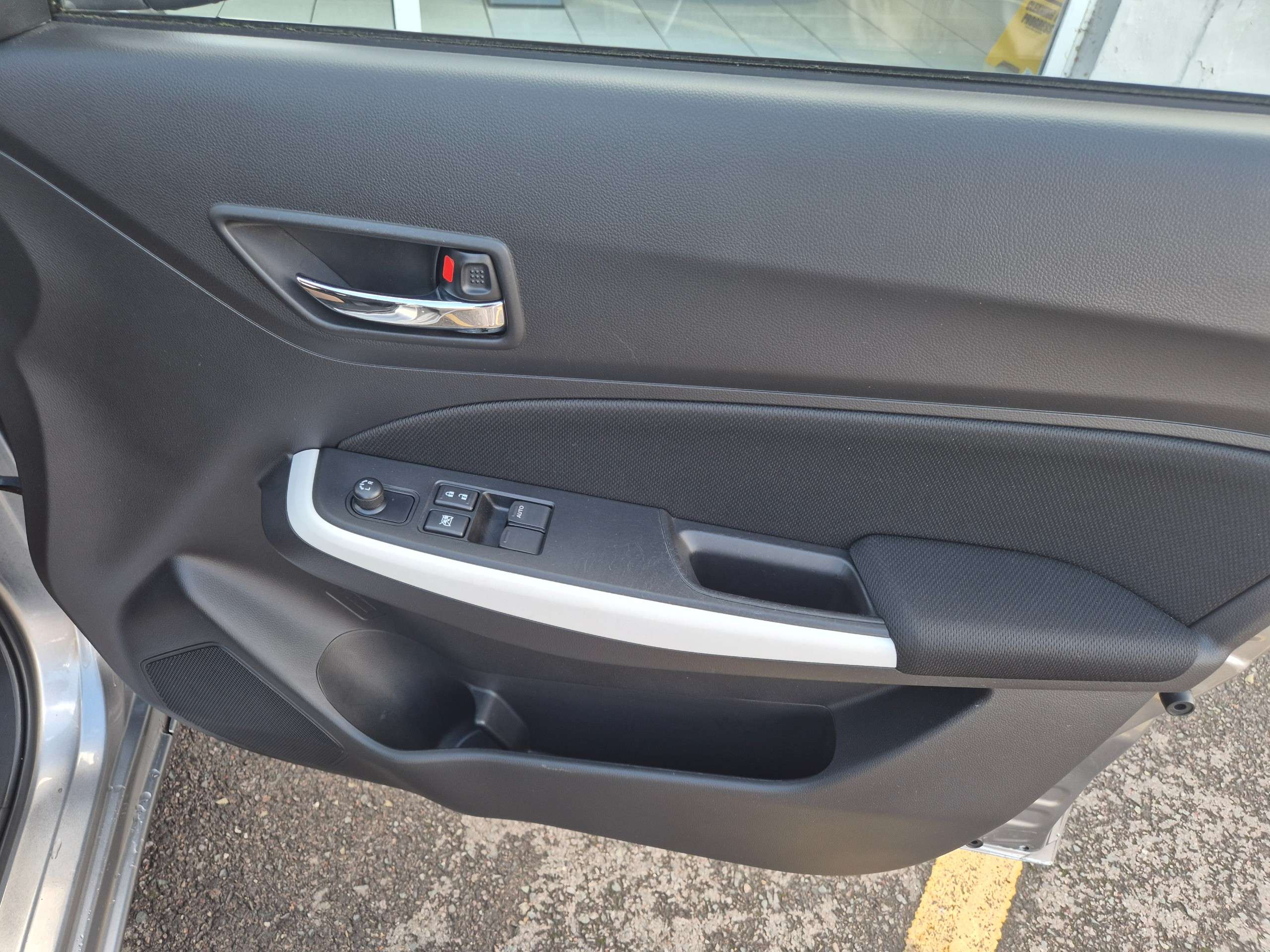 2023 SUZUKI SWIFT 2023 SUZUKI SWIFT
