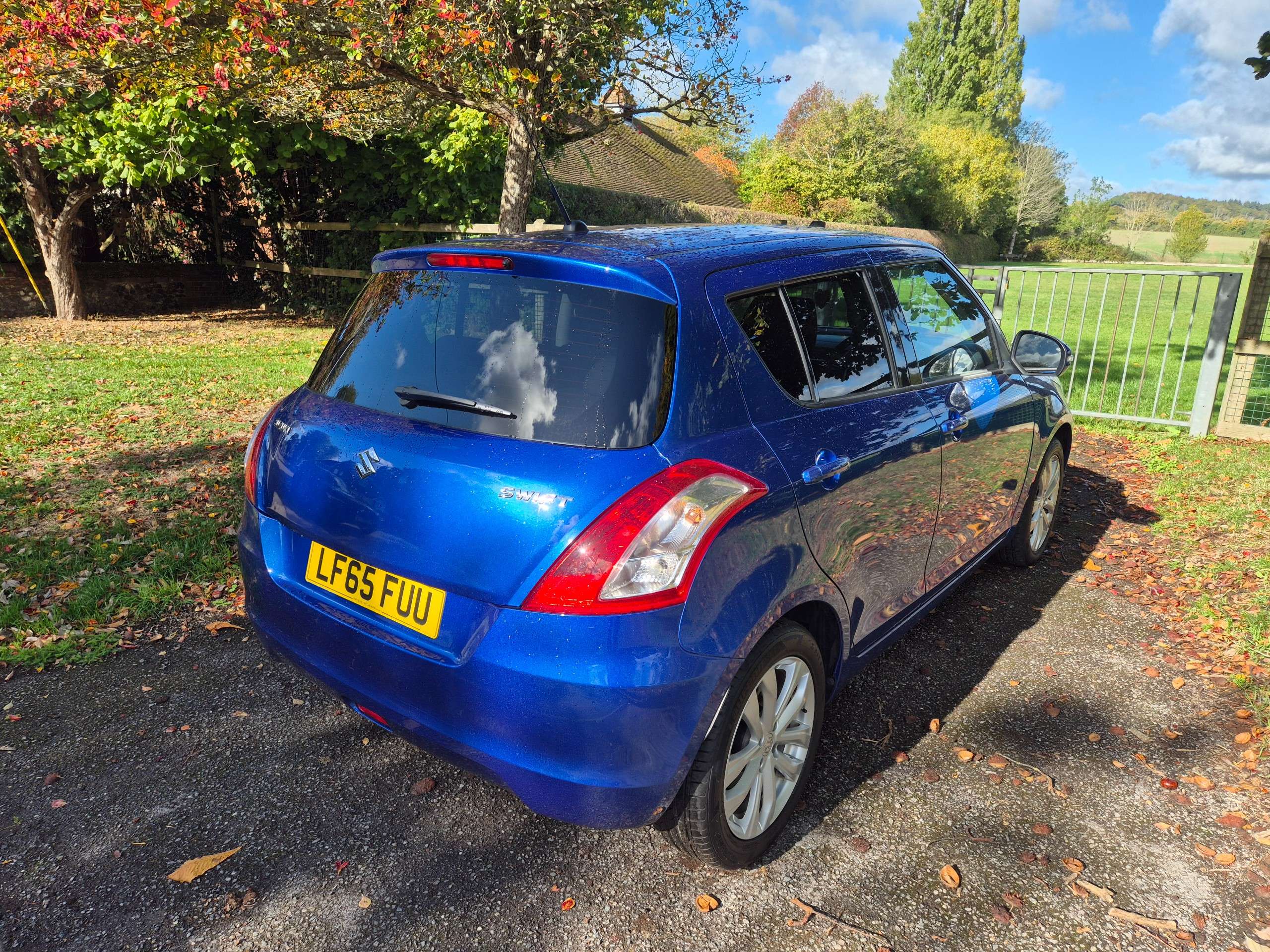 2015 SUZUKI SWIFT 2015 SUZUKI SWIFT