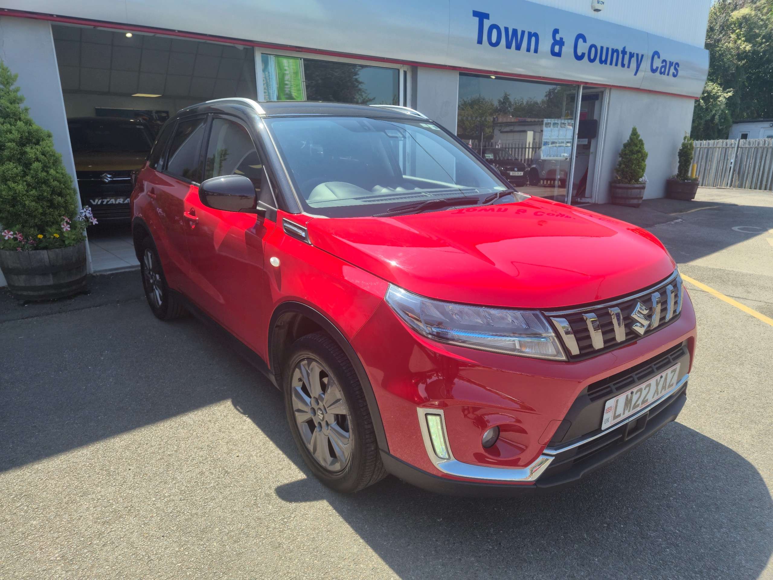 A 2022 SUZUKI VITARA 1.4 Boosterjet MHEV SZ-T SUV 5dr Petrol Hybrid Auto Euro 6 (s/s) (129 ps) A 2022 SUZUKI VITARA 1.4 Boosterjet MHEV SZ-T SUV 5dr Petrol Hybrid Auto Euro 6 (s/s) (129 ps)