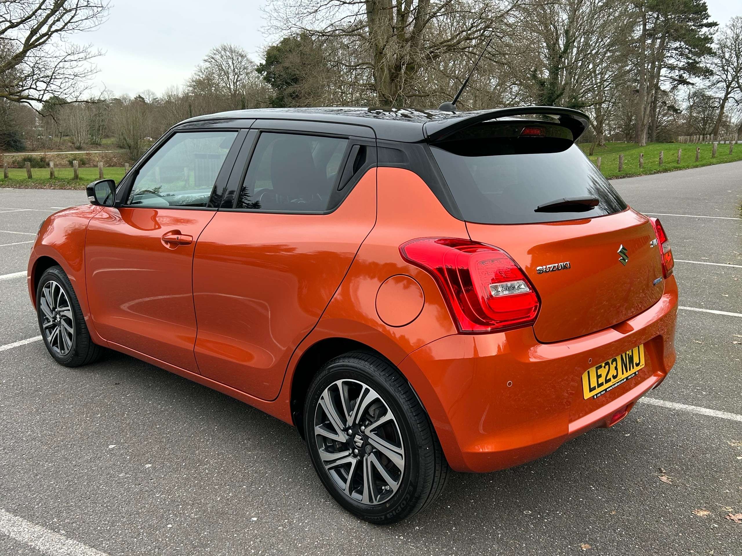 A 2023 SUZUKI SWIFT 1.2 Dualjet MHEV SZ5 Hatchback 5dr Petrol Hybrid CVT Euro 6 (s/s) (83 ps) A 2023 SUZUKI SWIFT 1.2 Dualjet MHEV SZ5 Hatchback 5dr Petrol Hybrid CVT Euro 6 (s/s) (83 ps)