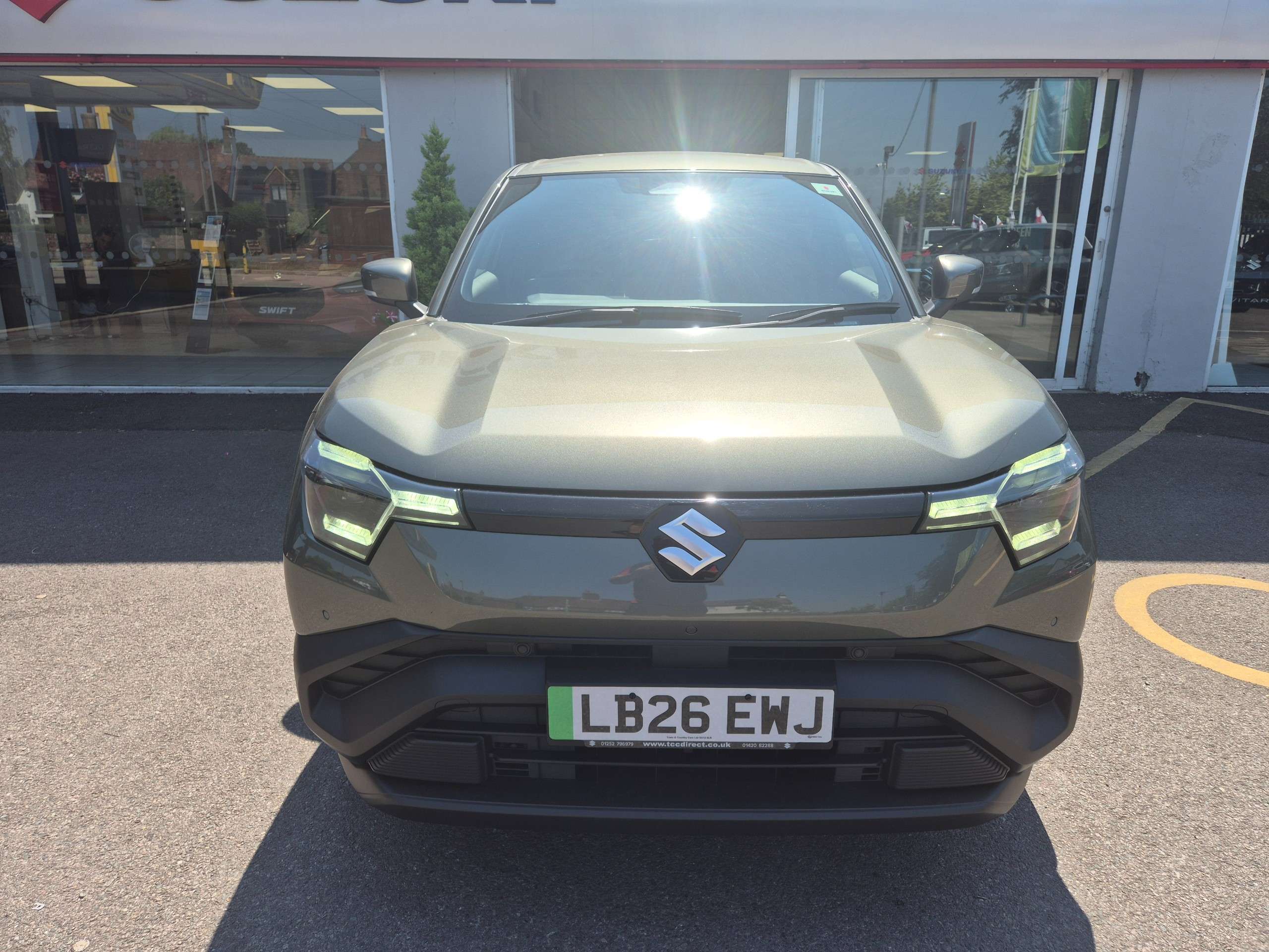 A 2026 SUZUKI E VITARA MOTION 61kWh Motion SUV 5dr Electric Auto (174 ps) A 2026 SUZUKI E VITARA MOTION 61kWh Motion SUV 5dr Electric Auto (174 ps)