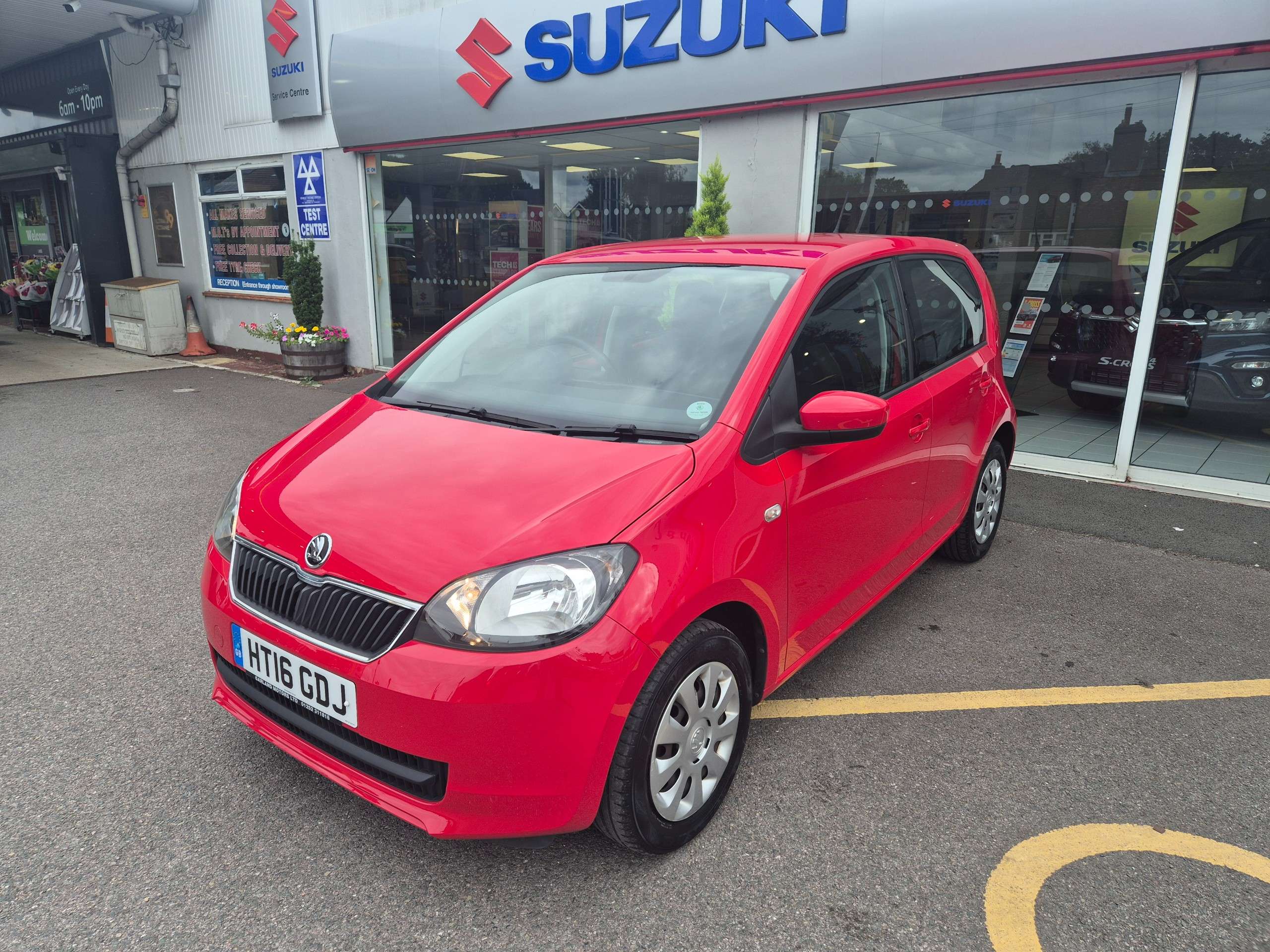 A 2016 SKODA CITIGO 1.0 MPI SE Hatchback 5dr Petrol Manual Euro 6 (60 ps) A 2016 SKODA CITIGO 1.0 MPI SE Hatchback 5dr Petrol Manual Euro 6 (60 ps)