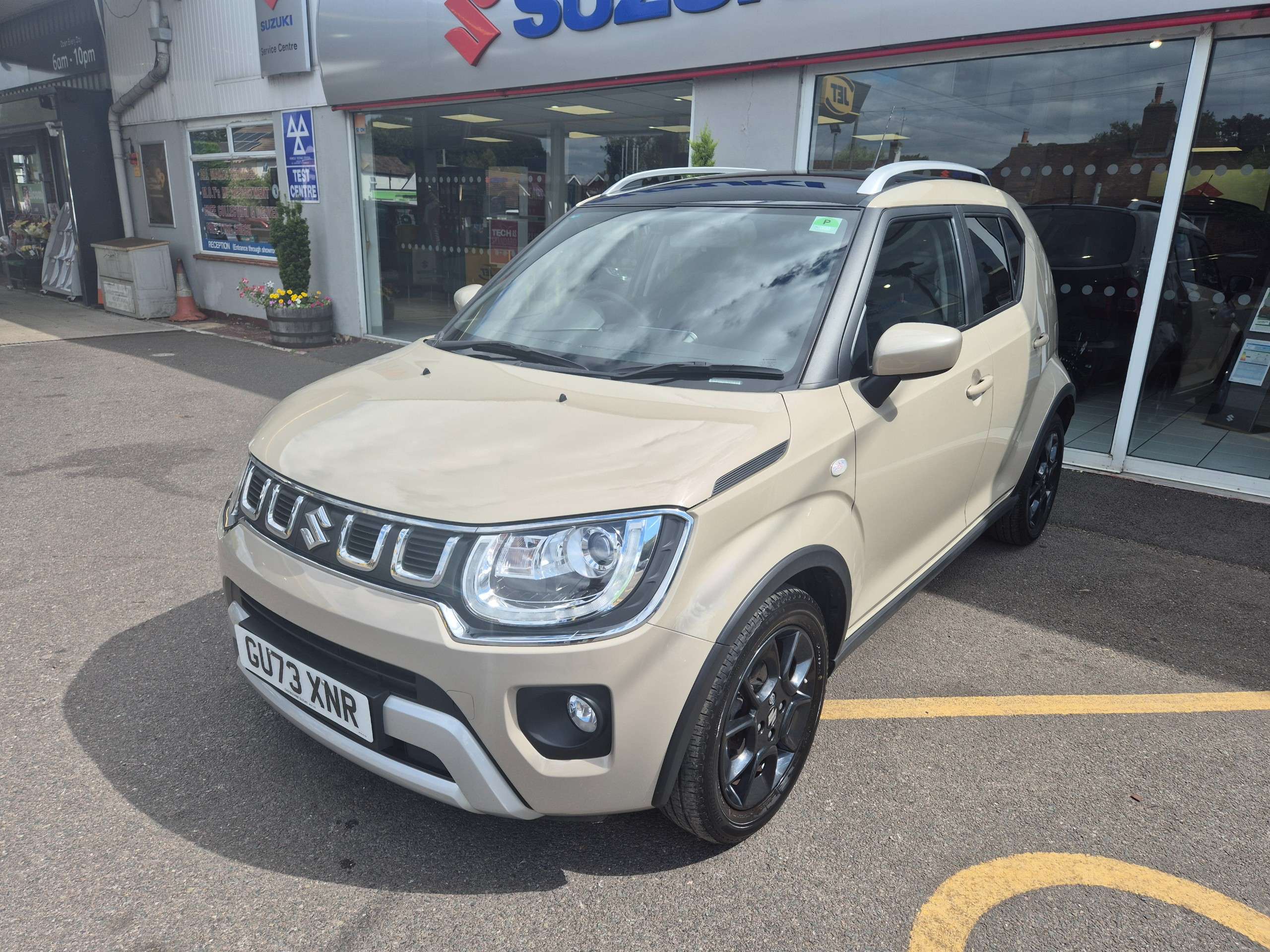 A 2023 SUZUKI IGNIS 1.2 Dualjet MHEV SZ-T Hatchback 5dr Petrol Hybrid CVT Euro 6 (s/s) (83 ps) A 2023 SUZUKI IGNIS 1.2 Dualjet MHEV SZ-T Hatchback 5dr Petrol Hybrid CVT Euro 6 (s/s) (83 ps)
