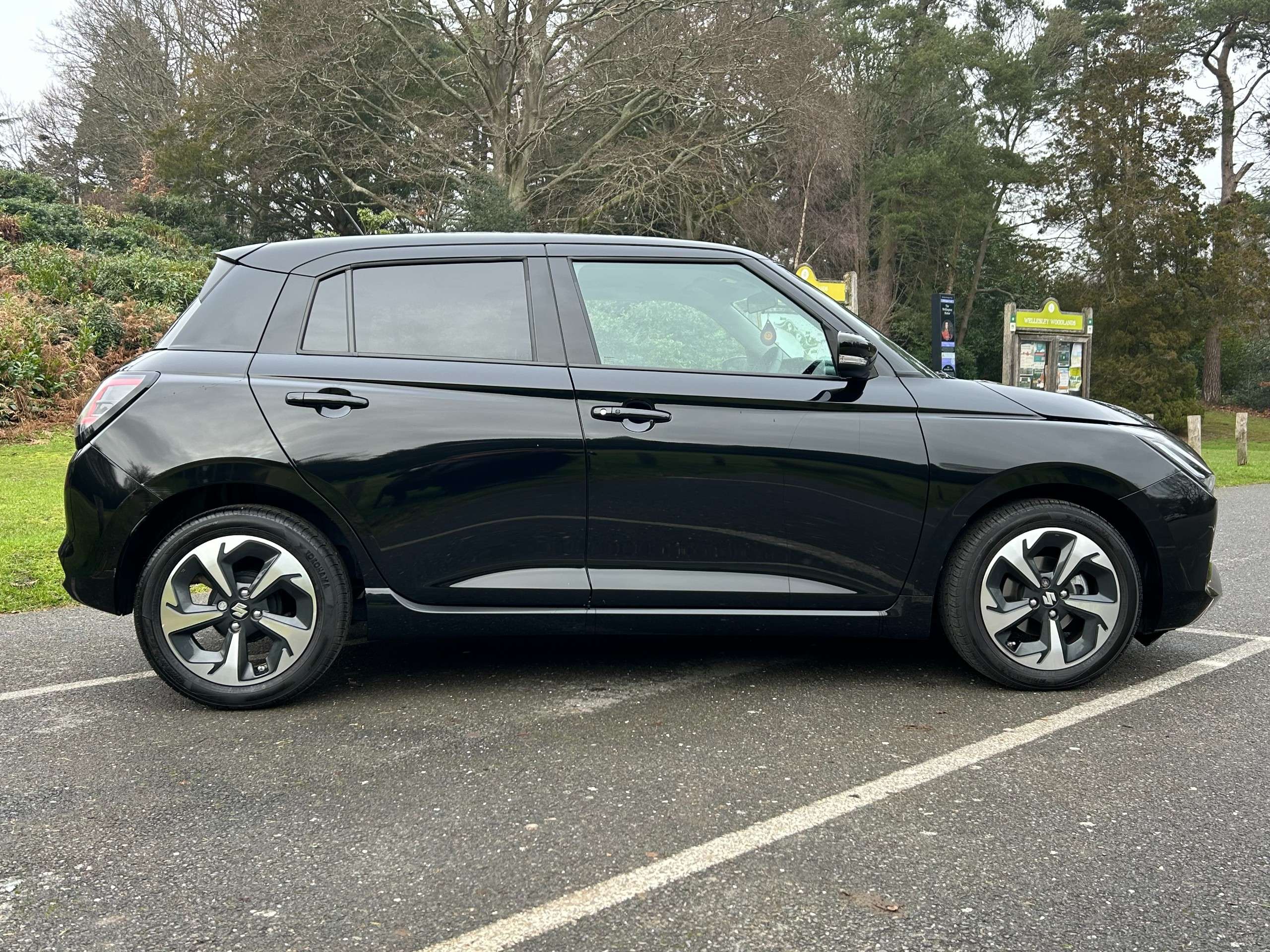 2024 SUZUKI SWIFT 2024 SUZUKI SWIFT