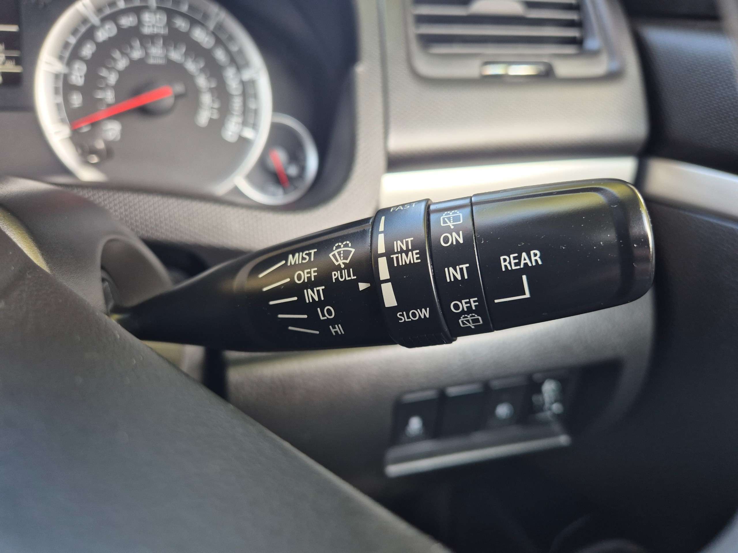 2015 SUZUKI SWIFT 2015 SUZUKI SWIFT