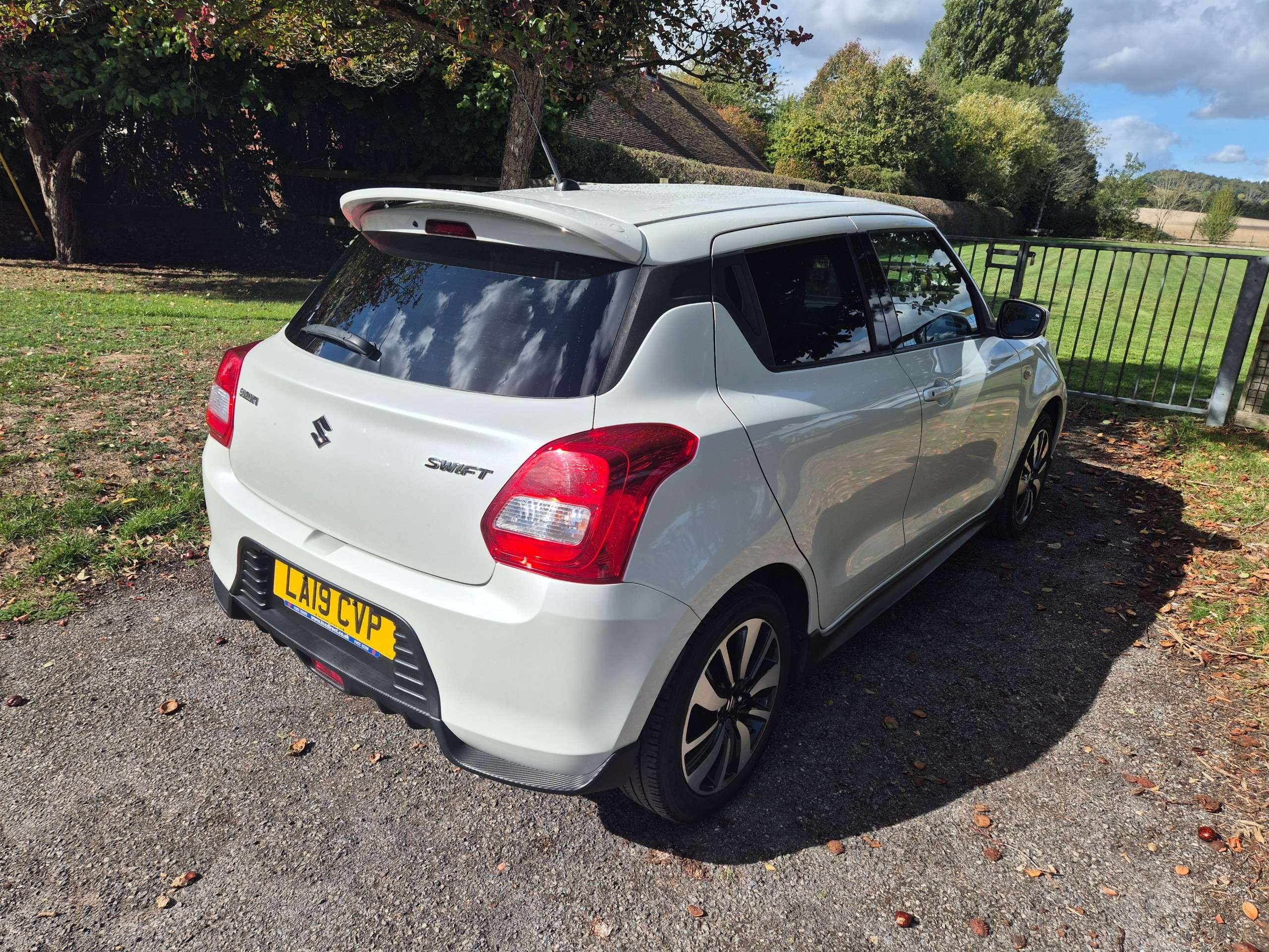 2019 SUZUKI SWIFT 2019 SUZUKI SWIFT