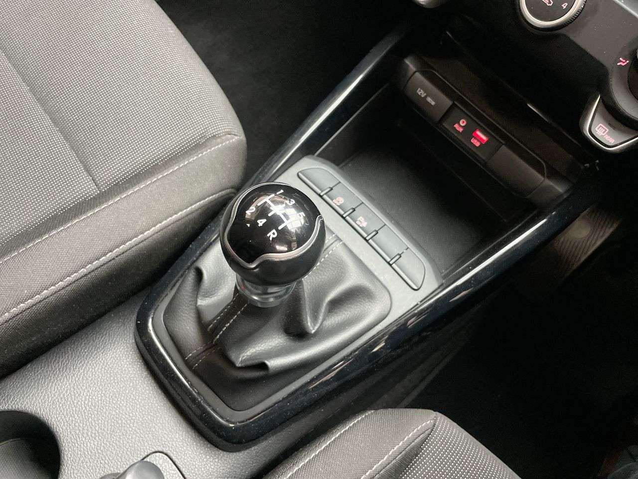 2019 KIA RIO 2019 KIA RIO