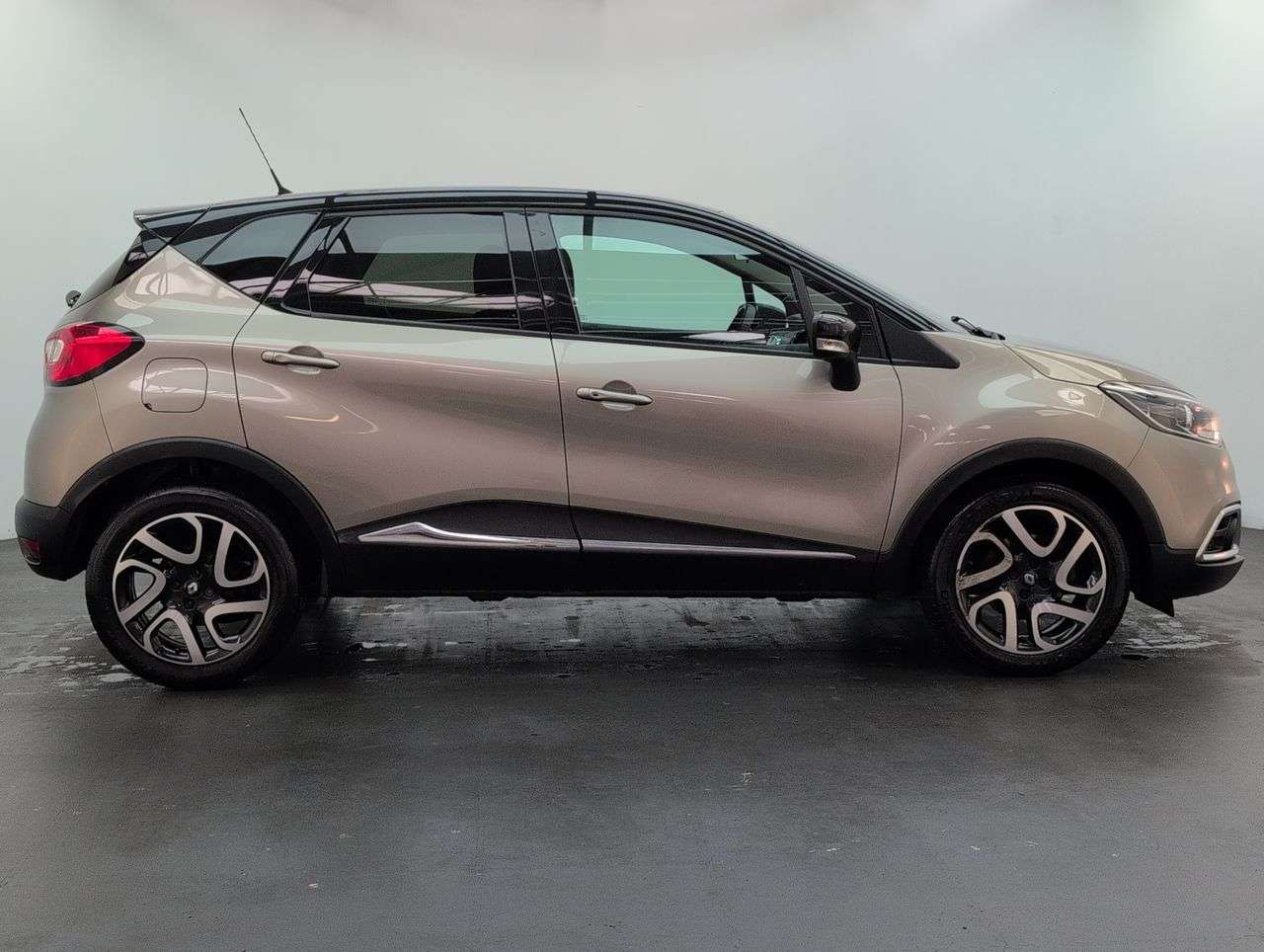 2016 RENAULT CAPTUR 2016 RENAULT CAPTUR