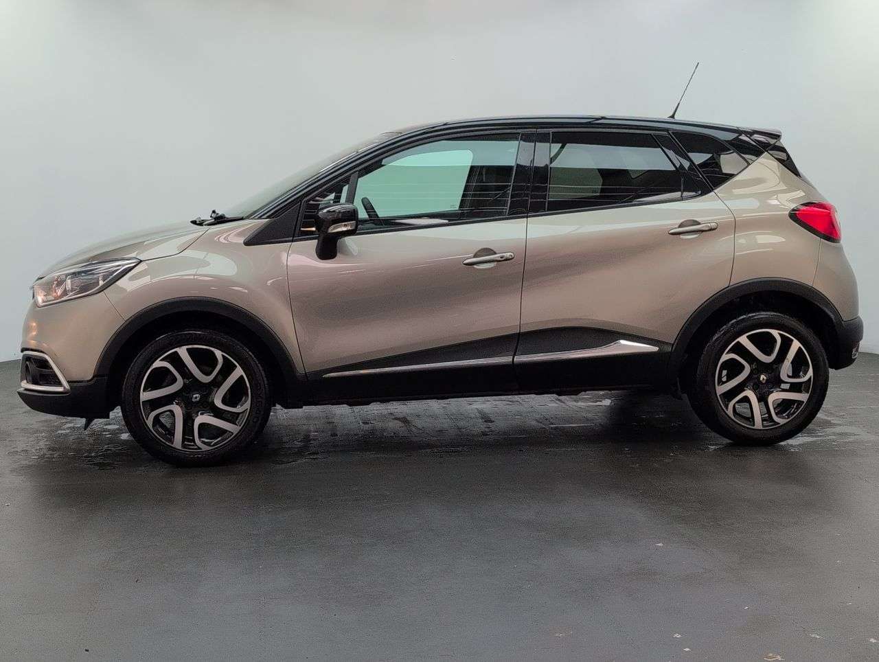 2016 RENAULT CAPTUR 2016 RENAULT CAPTUR