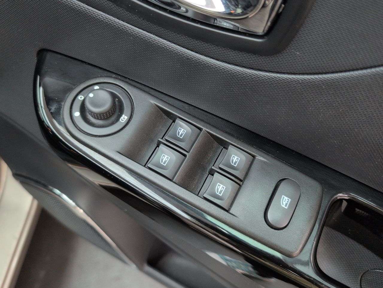 2016 RENAULT CAPTUR 2016 RENAULT CAPTUR