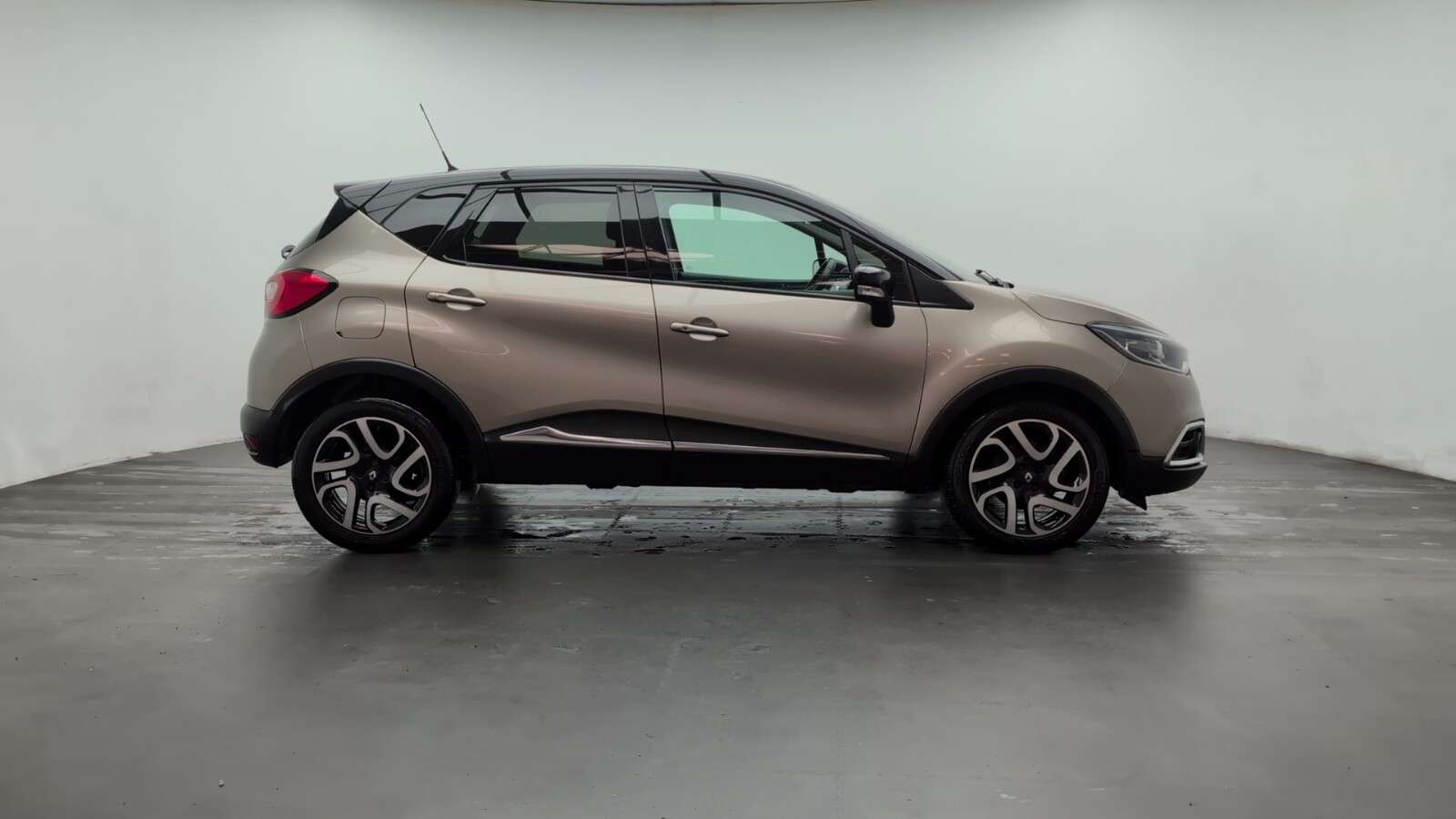 2016 RENAULT CAPTUR 2016 RENAULT CAPTUR