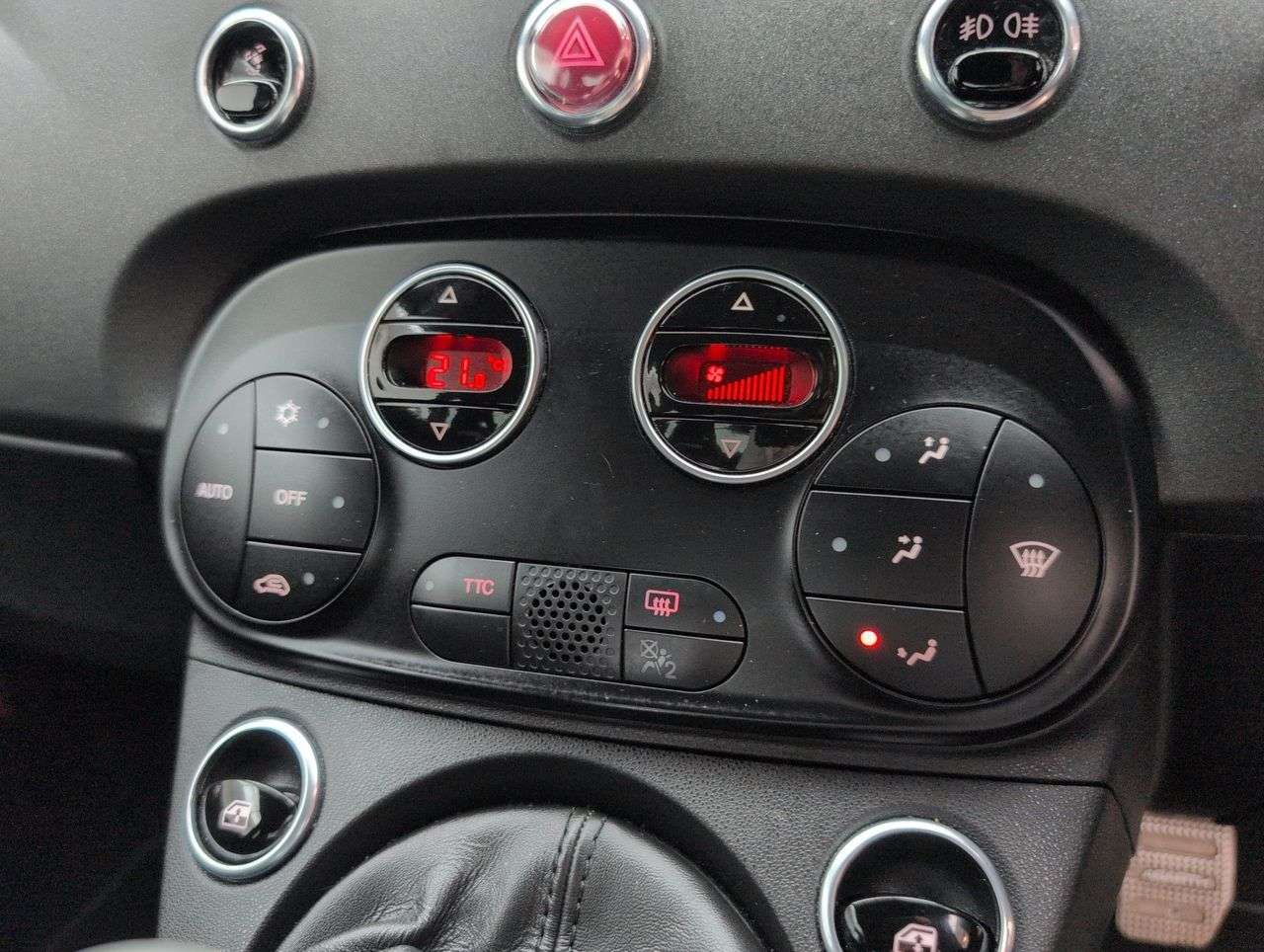 2022 ABARTH 595 2022 ABARTH 595