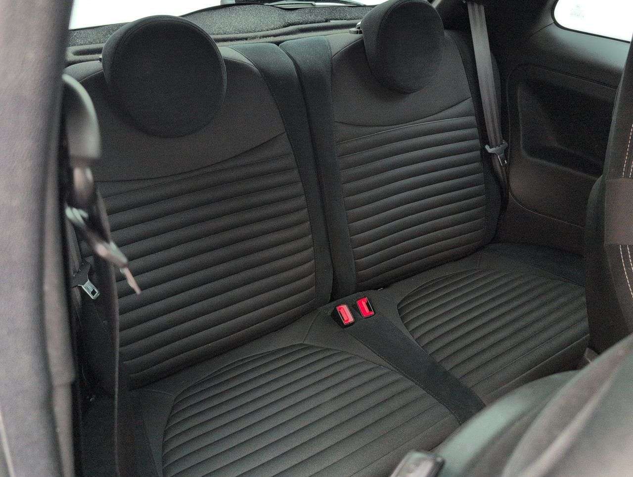 2022 ABARTH 595 2022 ABARTH 595