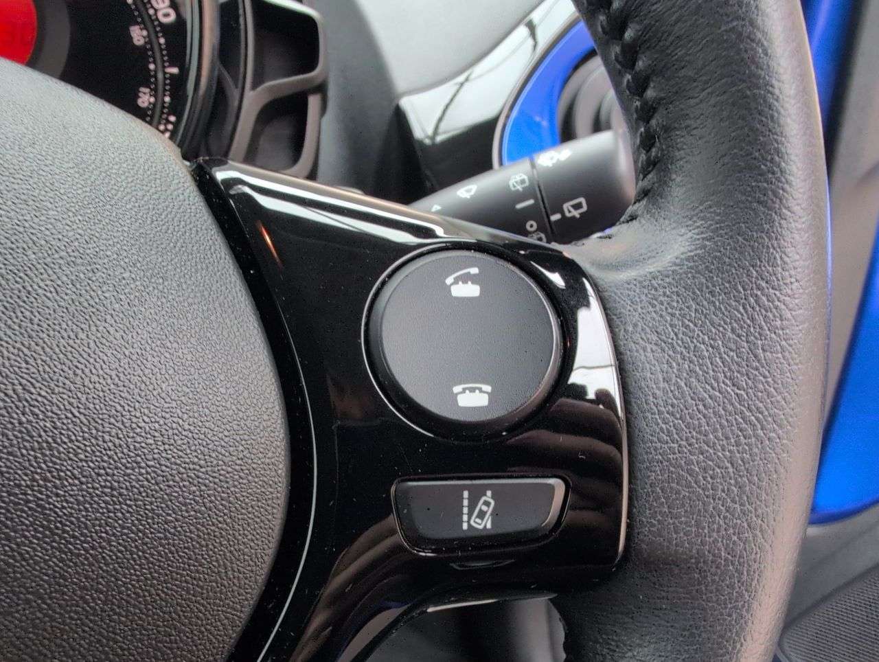 2021 TOYOTA AYGO 2021 TOYOTA AYGO