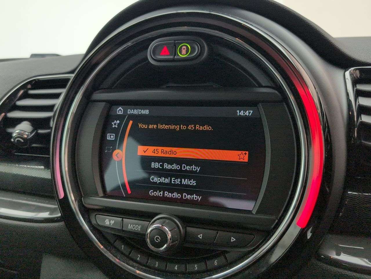 2019 MINI CLUBMAN 2019 MINI CLUBMAN