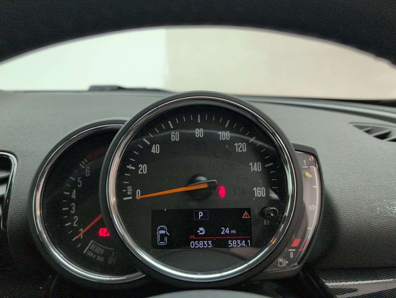 2019 MINI CLUBMAN 2019 MINI CLUBMAN