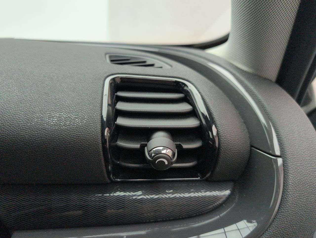 2019 MINI CLUBMAN 2019 MINI CLUBMAN