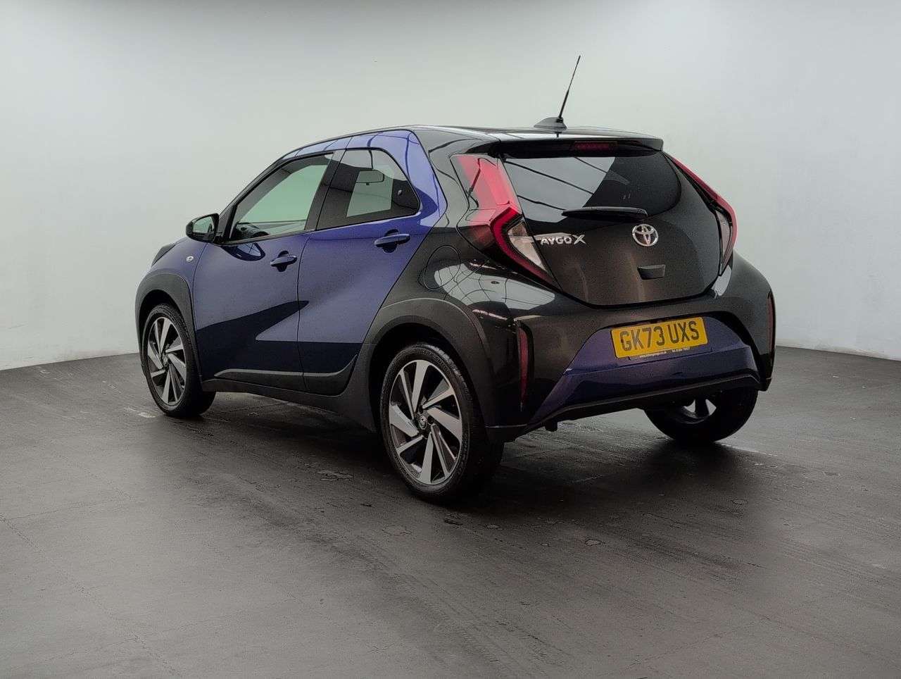 2023 TOYOTA AYGO X 2023 TOYOTA AYGO X