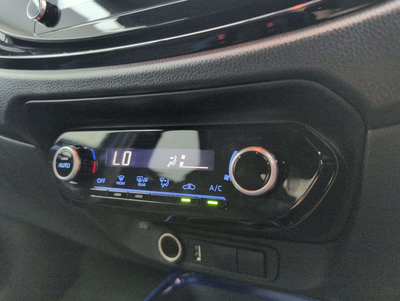 2023 TOYOTA AYGO X 2023 TOYOTA AYGO X