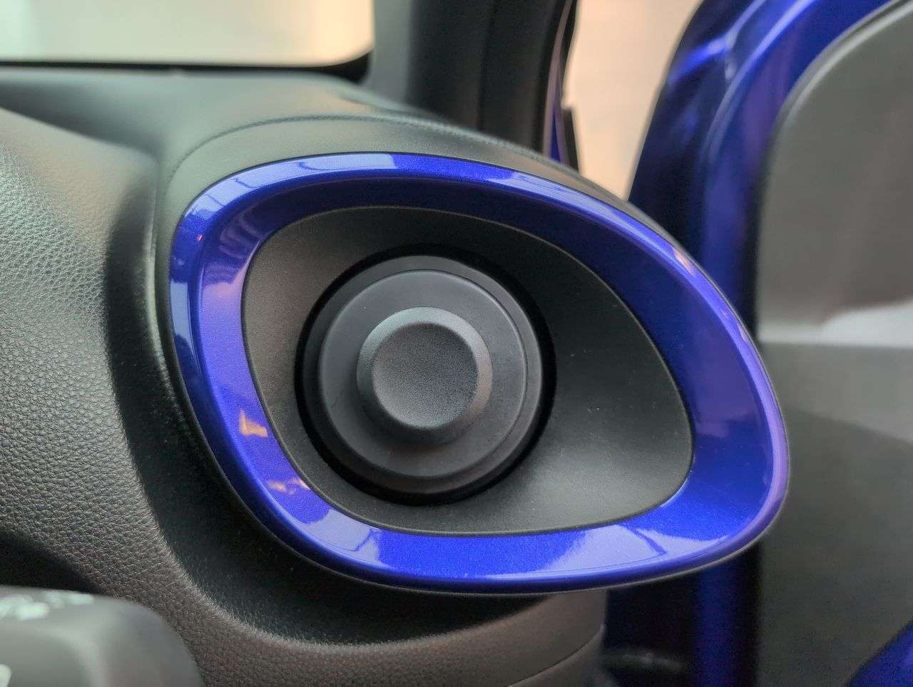 2023 TOYOTA AYGO X 2023 TOYOTA AYGO X