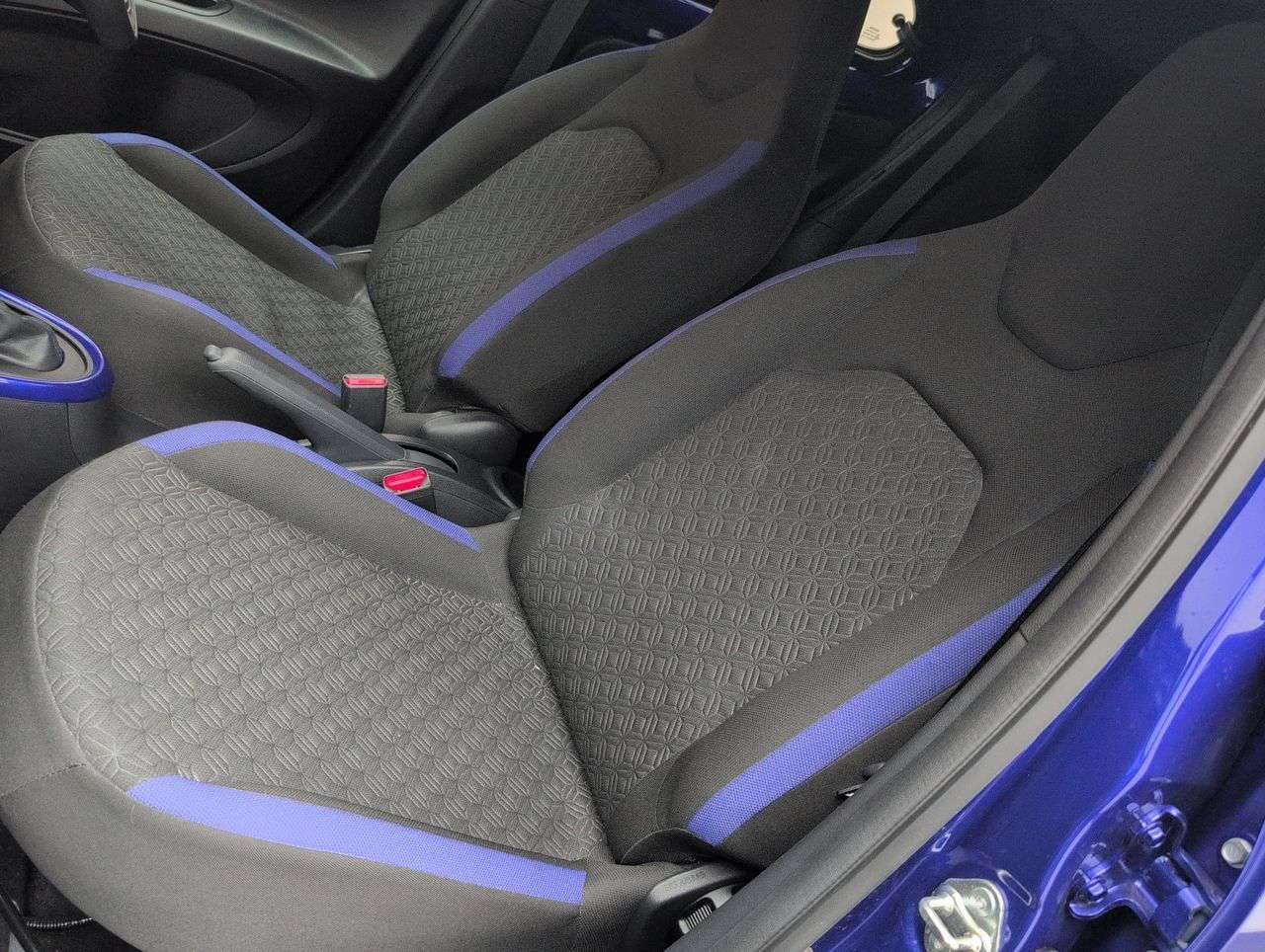 2023 TOYOTA AYGO X 2023 TOYOTA AYGO X