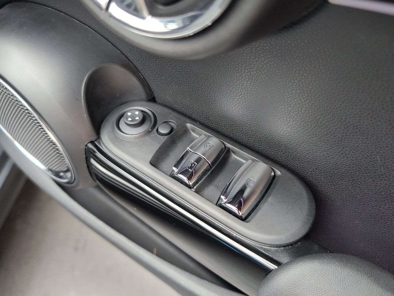 2019 MINI CONVERTIBLE 2019 MINI CONVERTIBLE