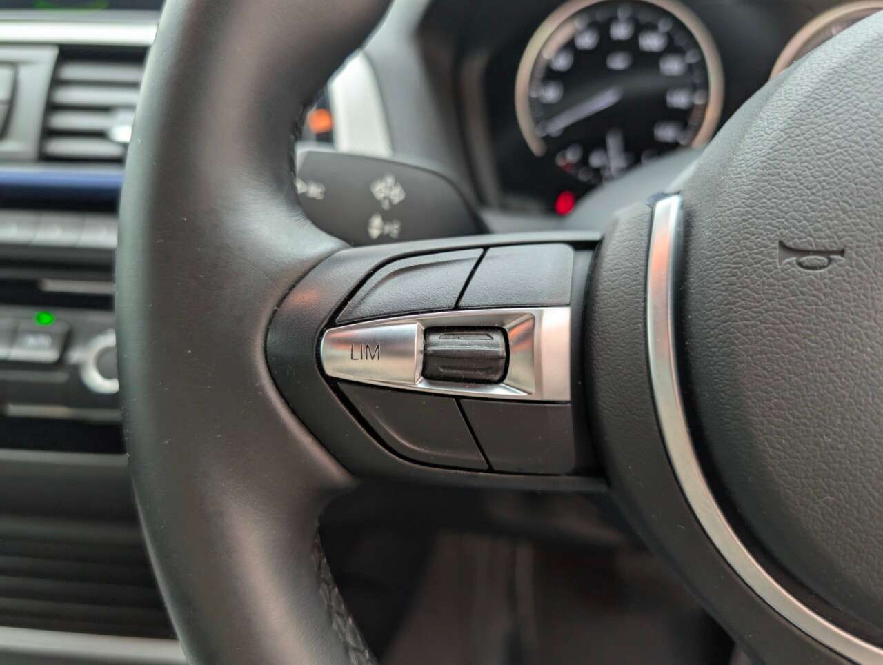 2019 BMW 2 SERIES 2019 BMW 2 SERIES