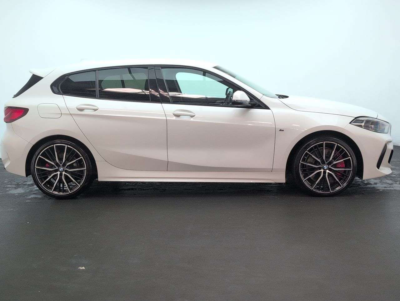 2021 BMW 1 SERIES 2021 BMW 1 SERIES