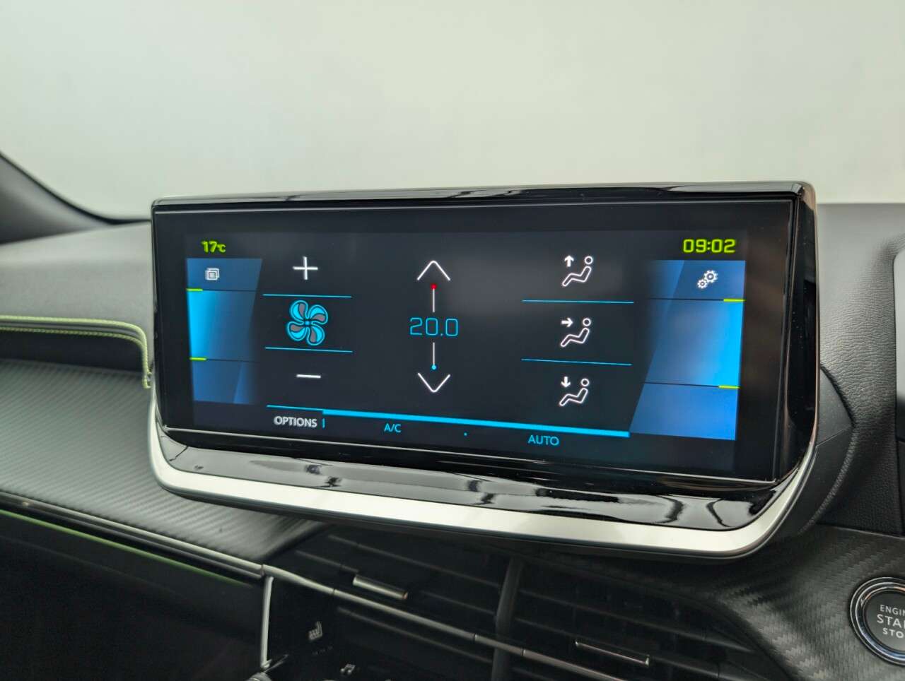 2023 PEUGEOT E-2008 2023 PEUGEOT E-2008