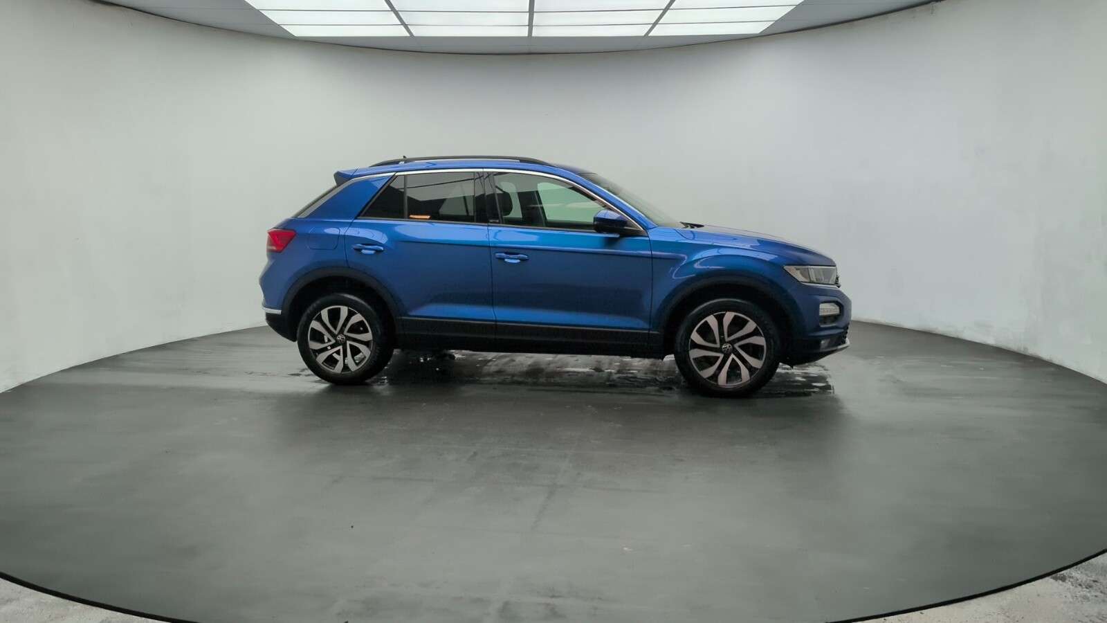 2021 VOLKSWAGEN T-ROC 2021 VOLKSWAGEN T-ROC