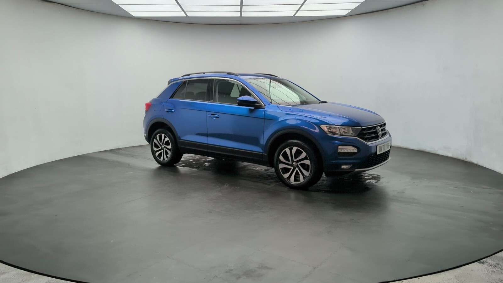2021 VOLKSWAGEN T-ROC 2021 VOLKSWAGEN T-ROC
