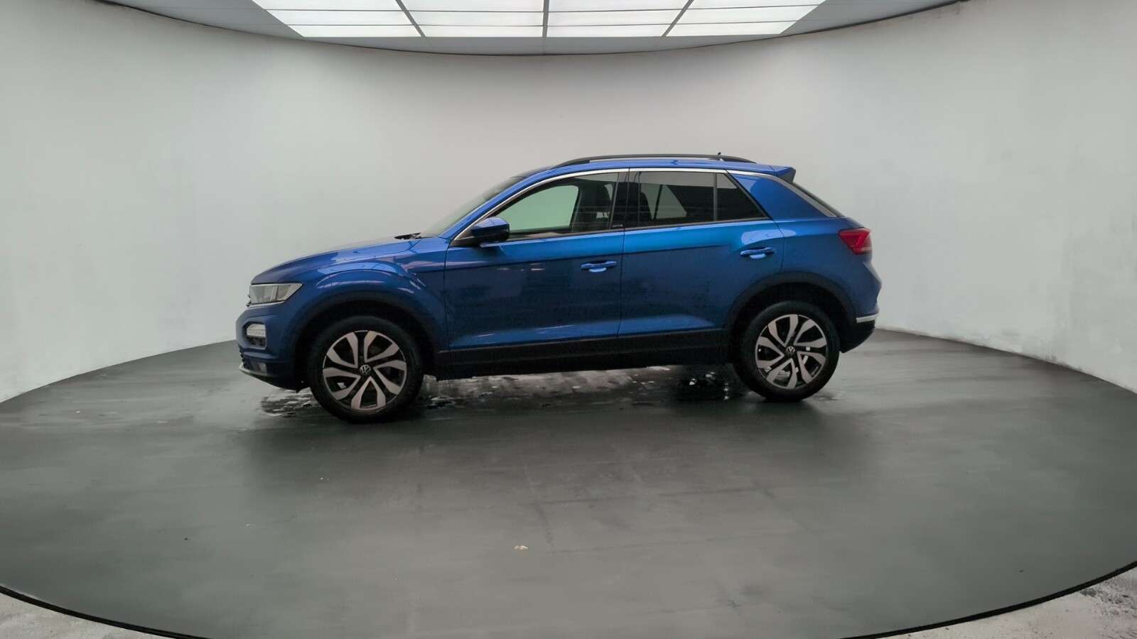 2021 VOLKSWAGEN T-ROC 2021 VOLKSWAGEN T-ROC