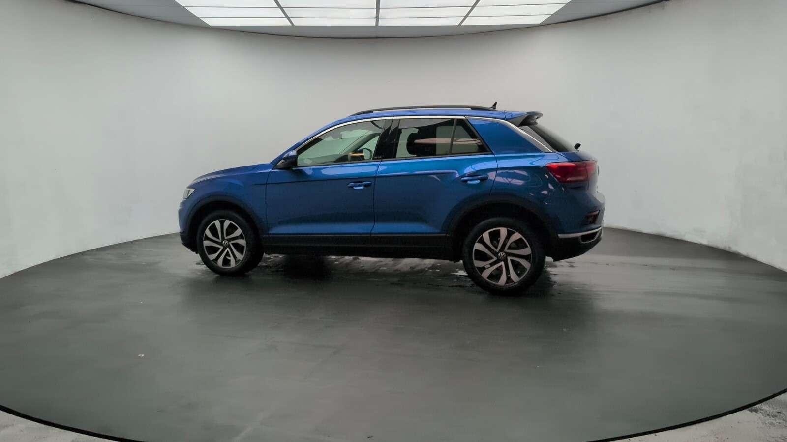 2021 VOLKSWAGEN T-ROC 2021 VOLKSWAGEN T-ROC