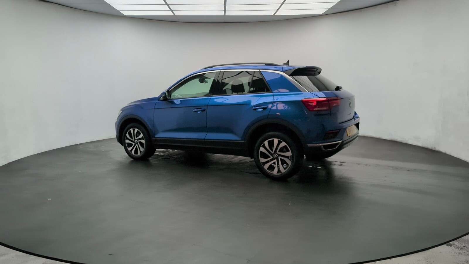 2021 VOLKSWAGEN T-ROC 2021 VOLKSWAGEN T-ROC