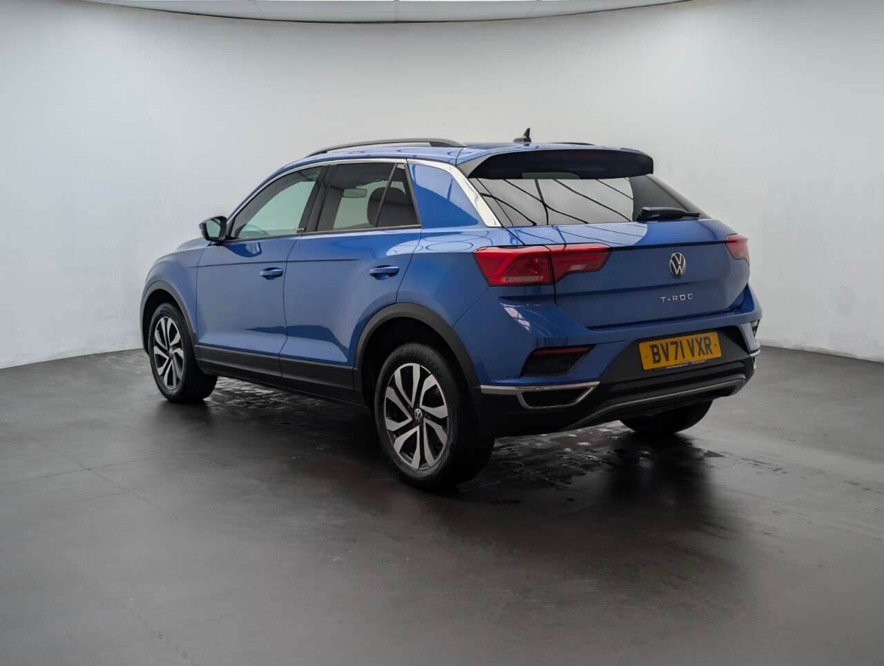 2021 VOLKSWAGEN T-ROC 2021 VOLKSWAGEN T-ROC