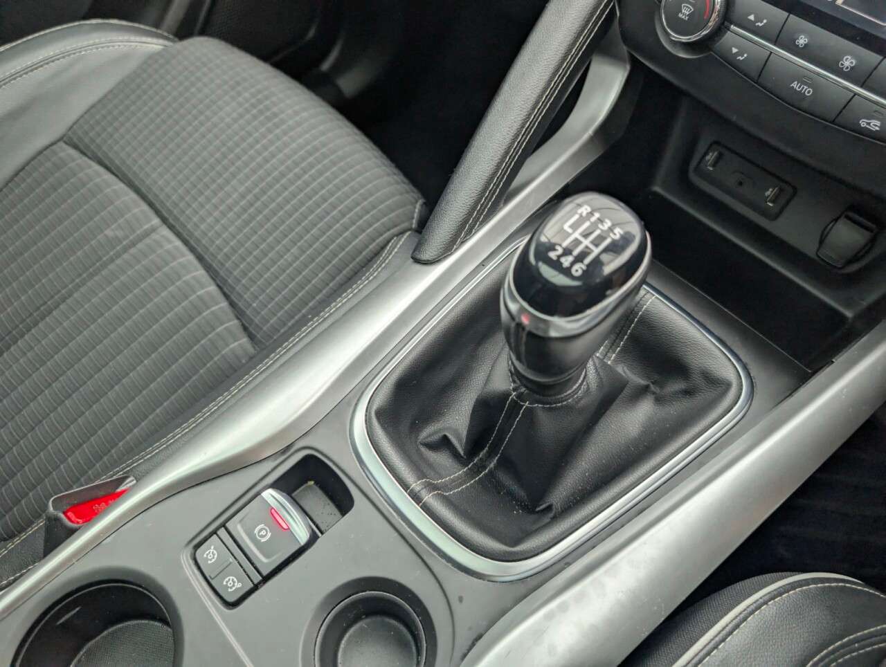 2018 RENAULT KADJAR 2018 RENAULT KADJAR