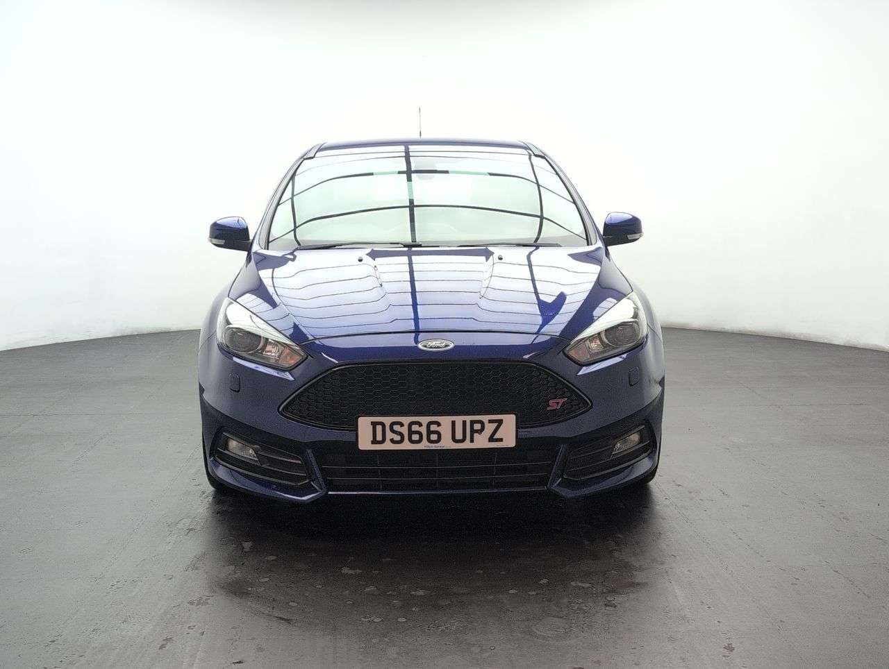 A 2017 FORD FOCUS 2.0 TDCi ST-3 Hatchback 5dr Diesel Manual Euro 6 (s/s) (185 ps) - DAB, ALLO A 2017 FORD FOCUS 2.0 TDCi ST-3 Hatchback 5dr Diesel Manual Euro 6 (s/s) (185 ps) - DAB, ALLO