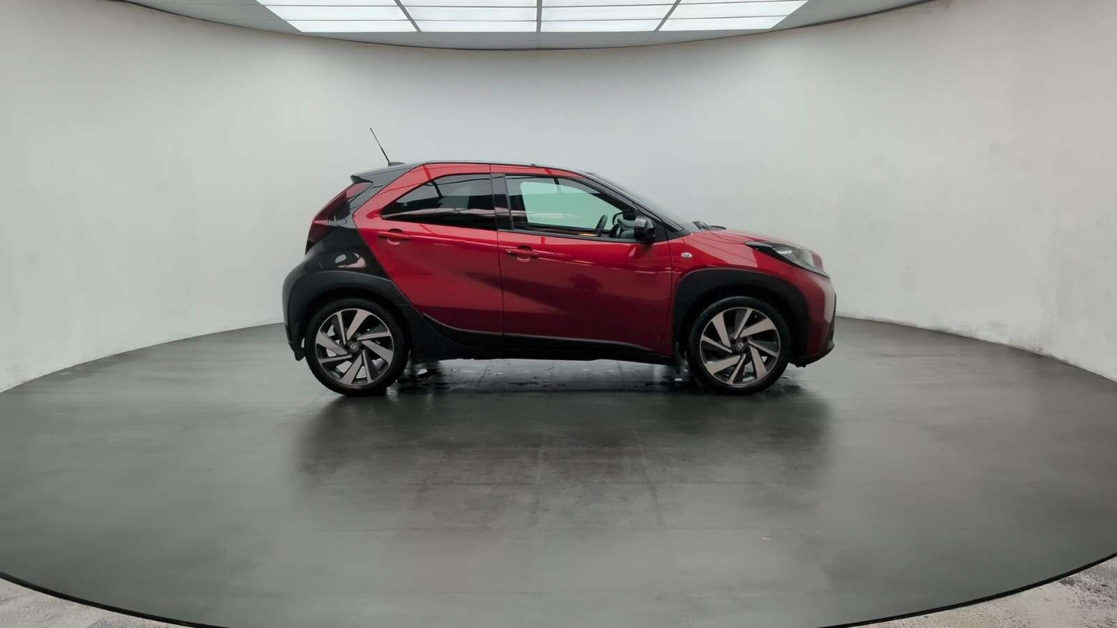 2023 TOYOTA AYGO X 2023 TOYOTA AYGO X