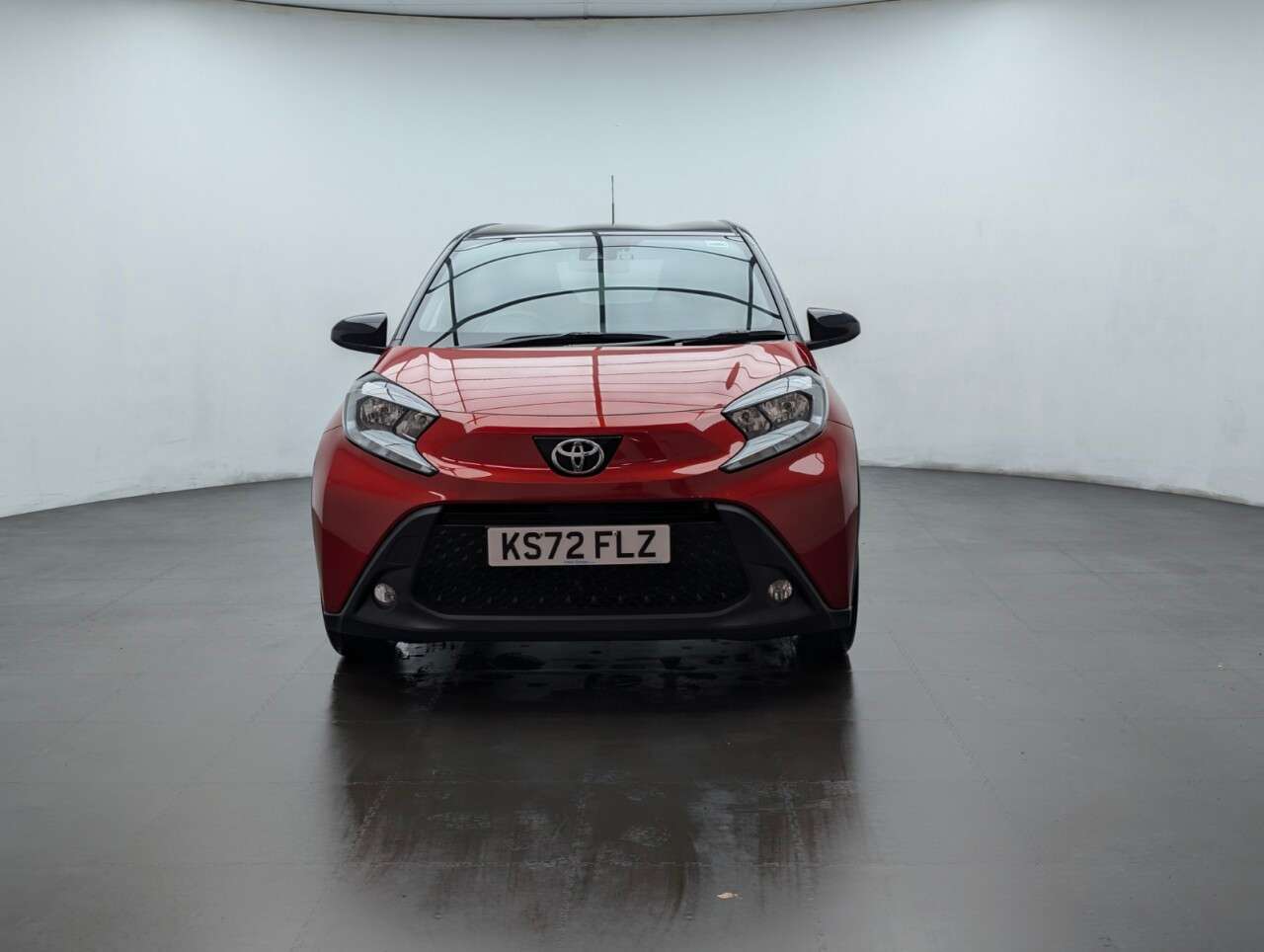 2023 TOYOTA AYGO X 2023 TOYOTA AYGO X