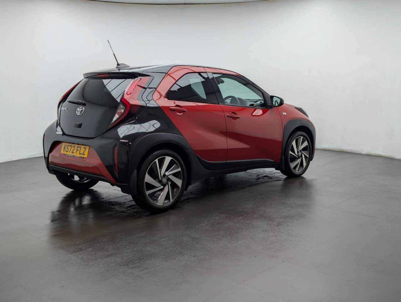 2023 TOYOTA AYGO X 2023 TOYOTA AYGO X