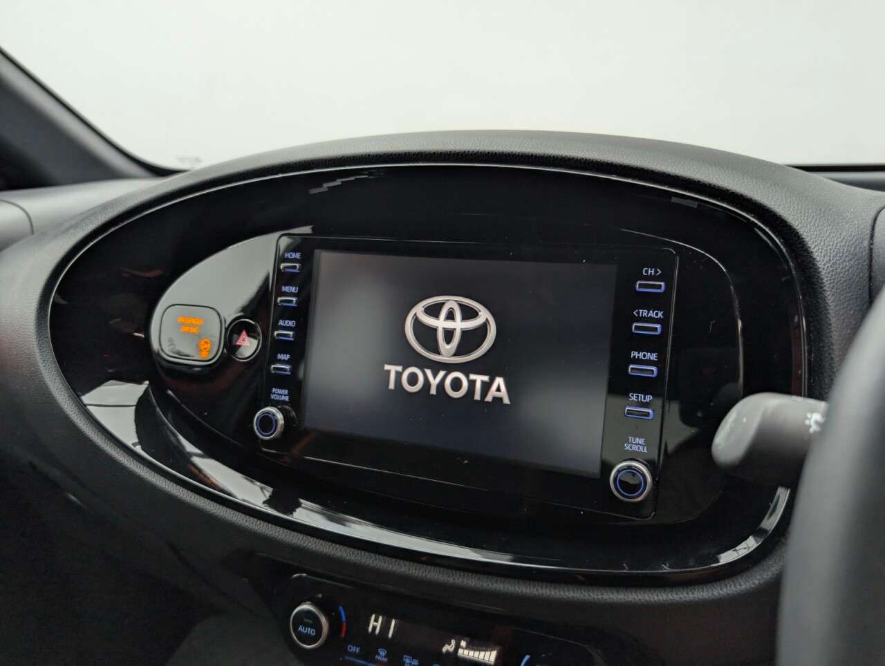 2023 TOYOTA AYGO X 2023 TOYOTA AYGO X