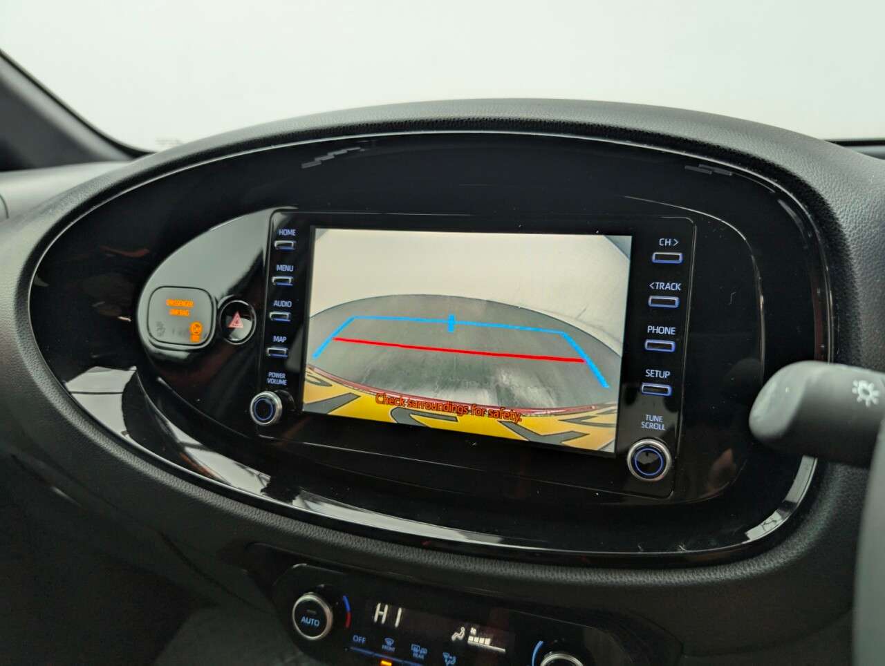 2023 TOYOTA AYGO X 2023 TOYOTA AYGO X