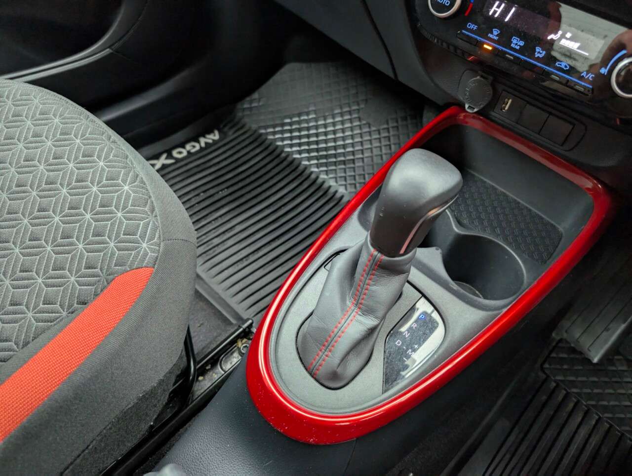 2023 TOYOTA AYGO X 2023 TOYOTA AYGO X