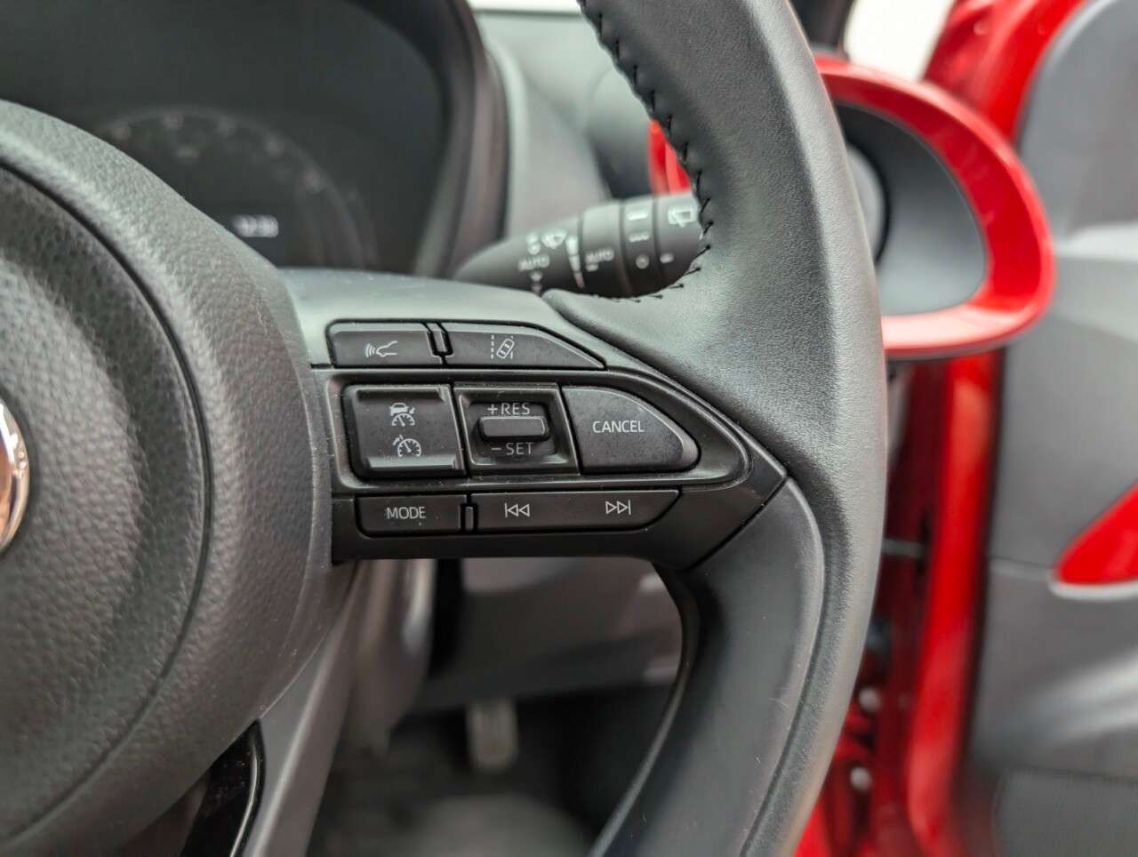 2023 TOYOTA AYGO X 2023 TOYOTA AYGO X